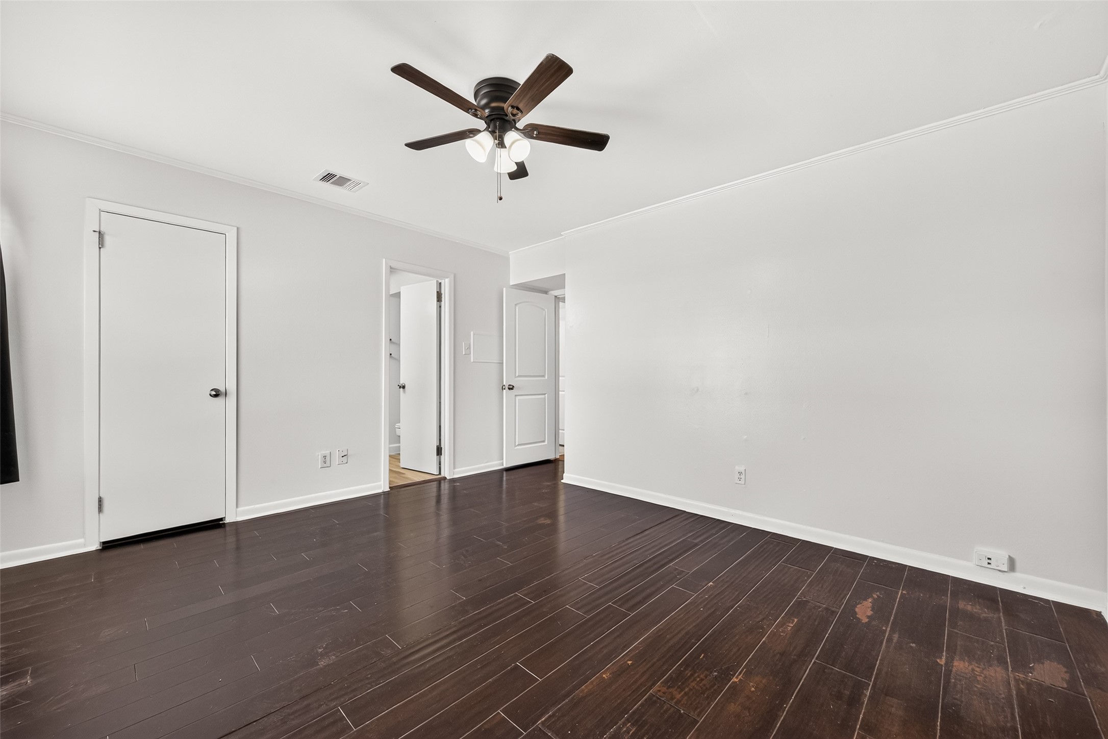 2824 Briarhurst Drive, #27, Houston, TX 77057