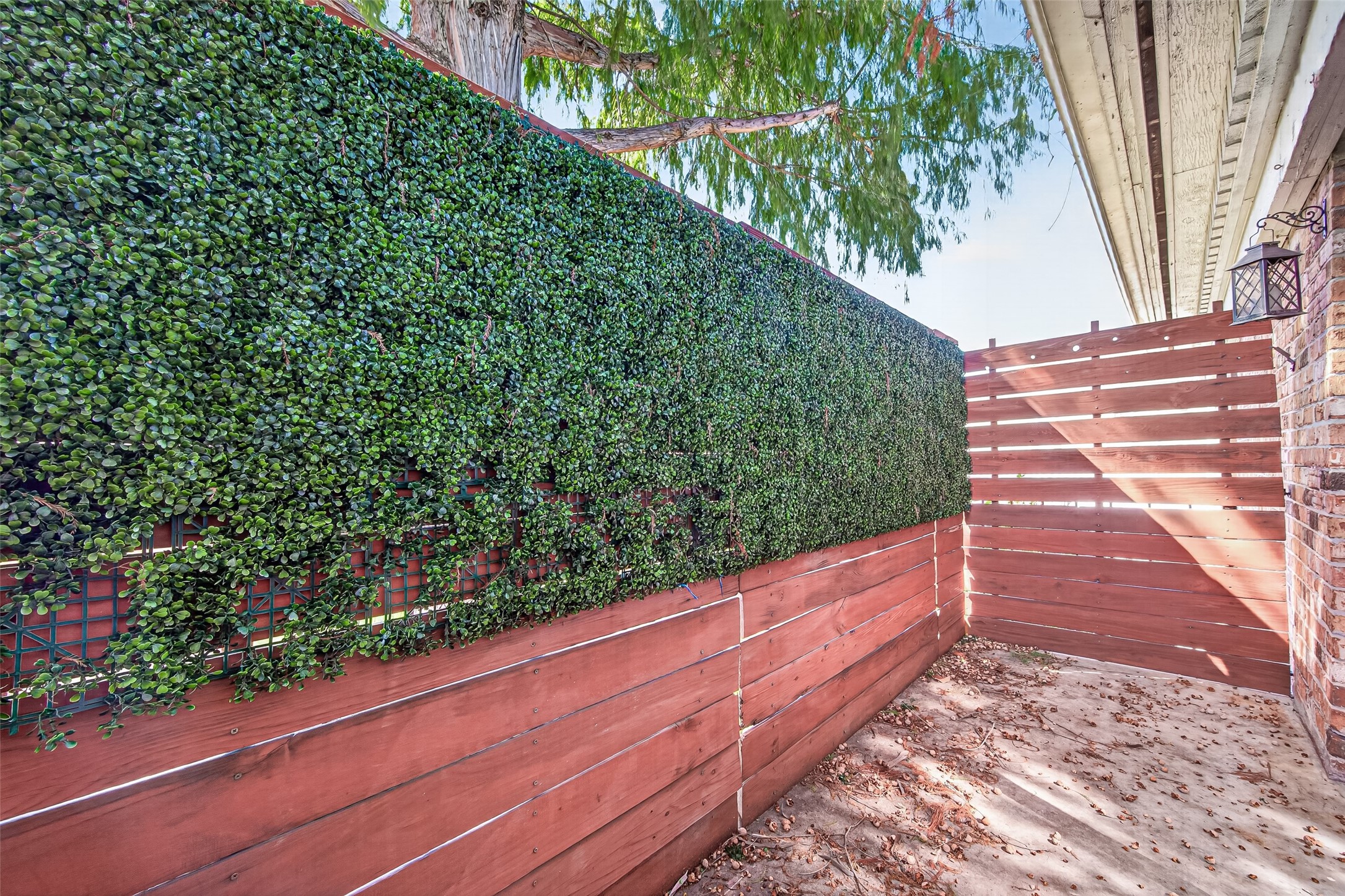 2824 Briarhurst Drive, #27, Houston, TX 77057