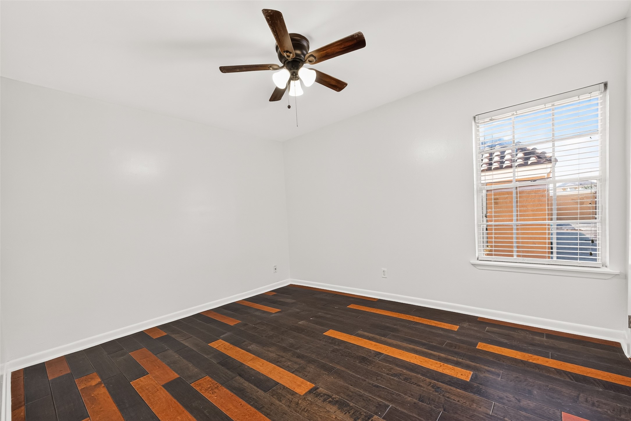 2824 Briarhurst Drive, #27, Houston, TX 77057