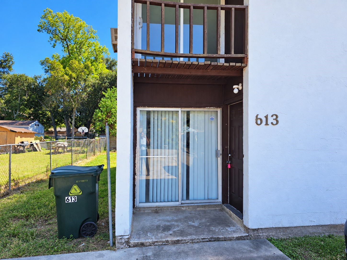 613 Jackson Ave, Bacliff, TX 77518 613 Jackson Ave, Bacliff, TX 77518