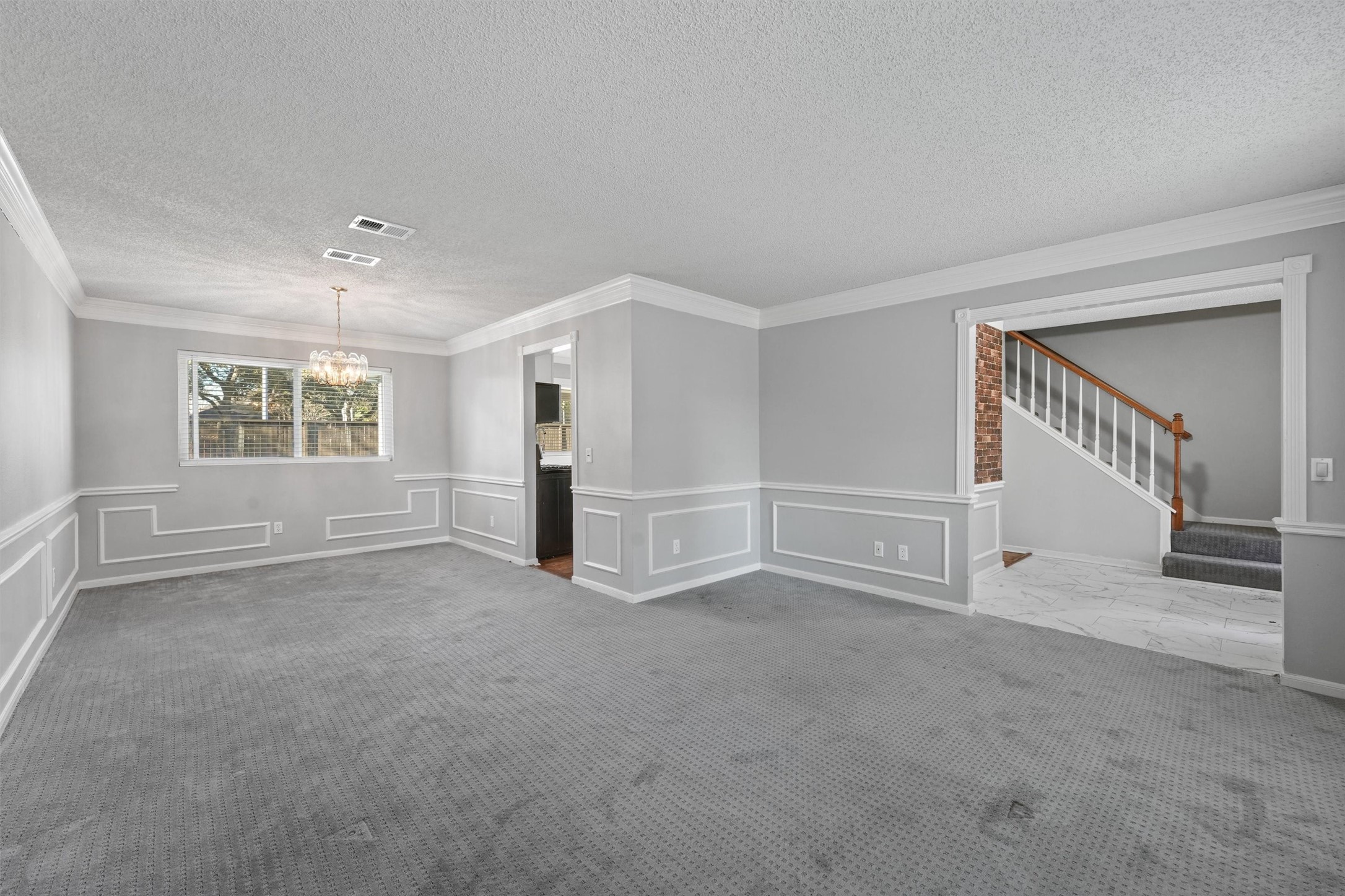 create the perfect ambiance for memorable meals and gatherings in this elegant and comfort dining room create the perfect ambiance for memorable meals and gatherings in this elegant and comfort dining room