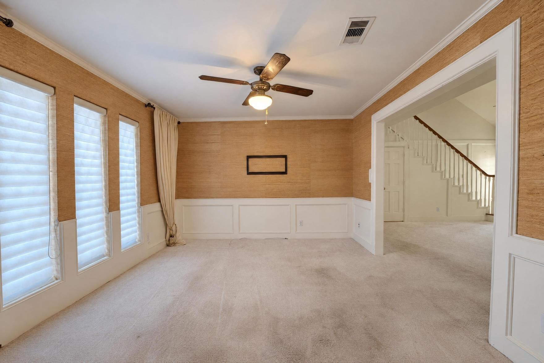 Another angle of the extra room
