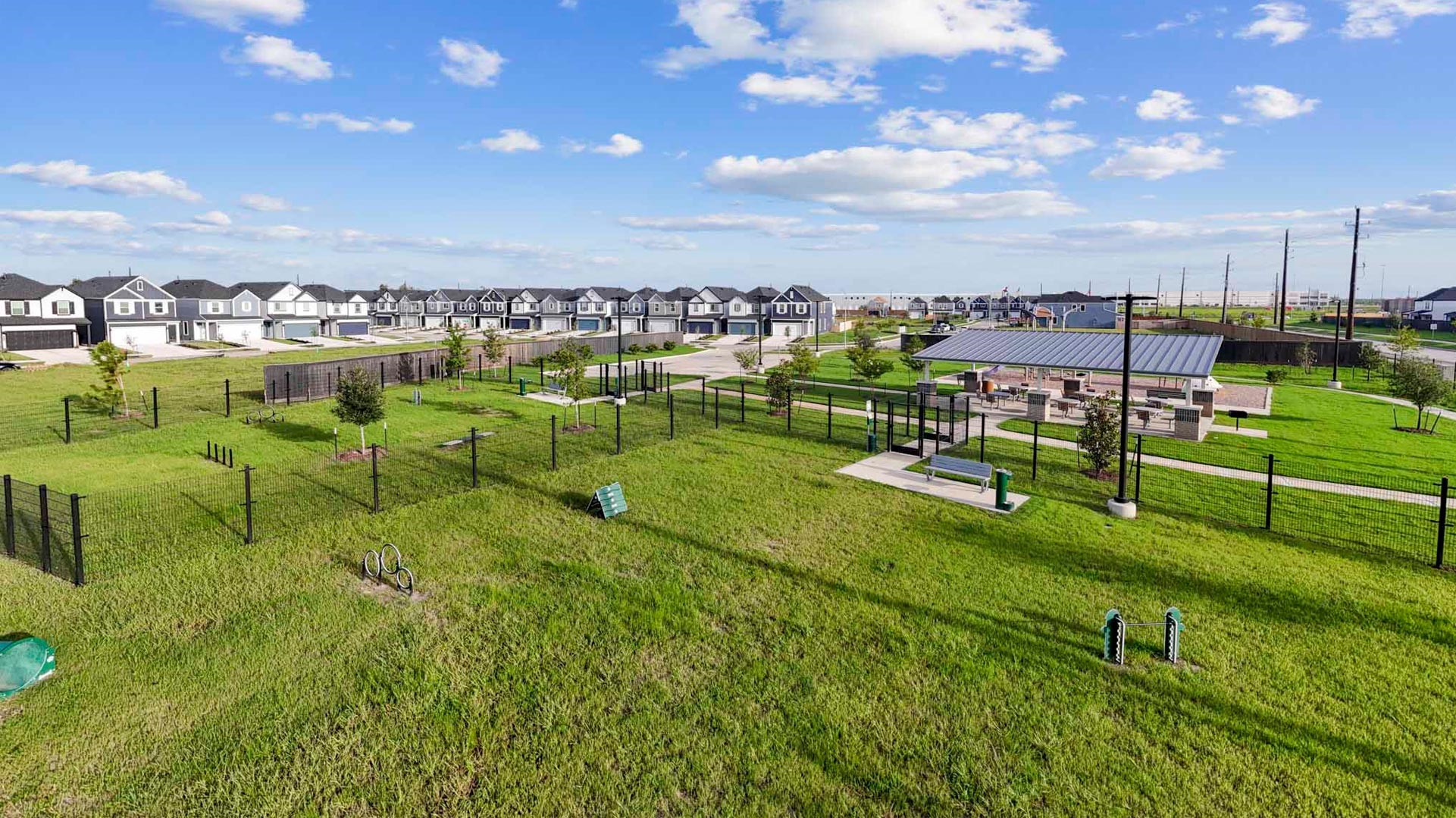 2616 McHenry Landing Lane, Houston, TX 77051