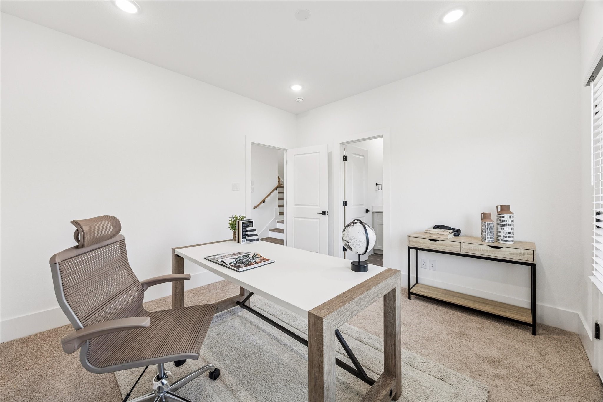 5614 Azores, Houston, TX 77091