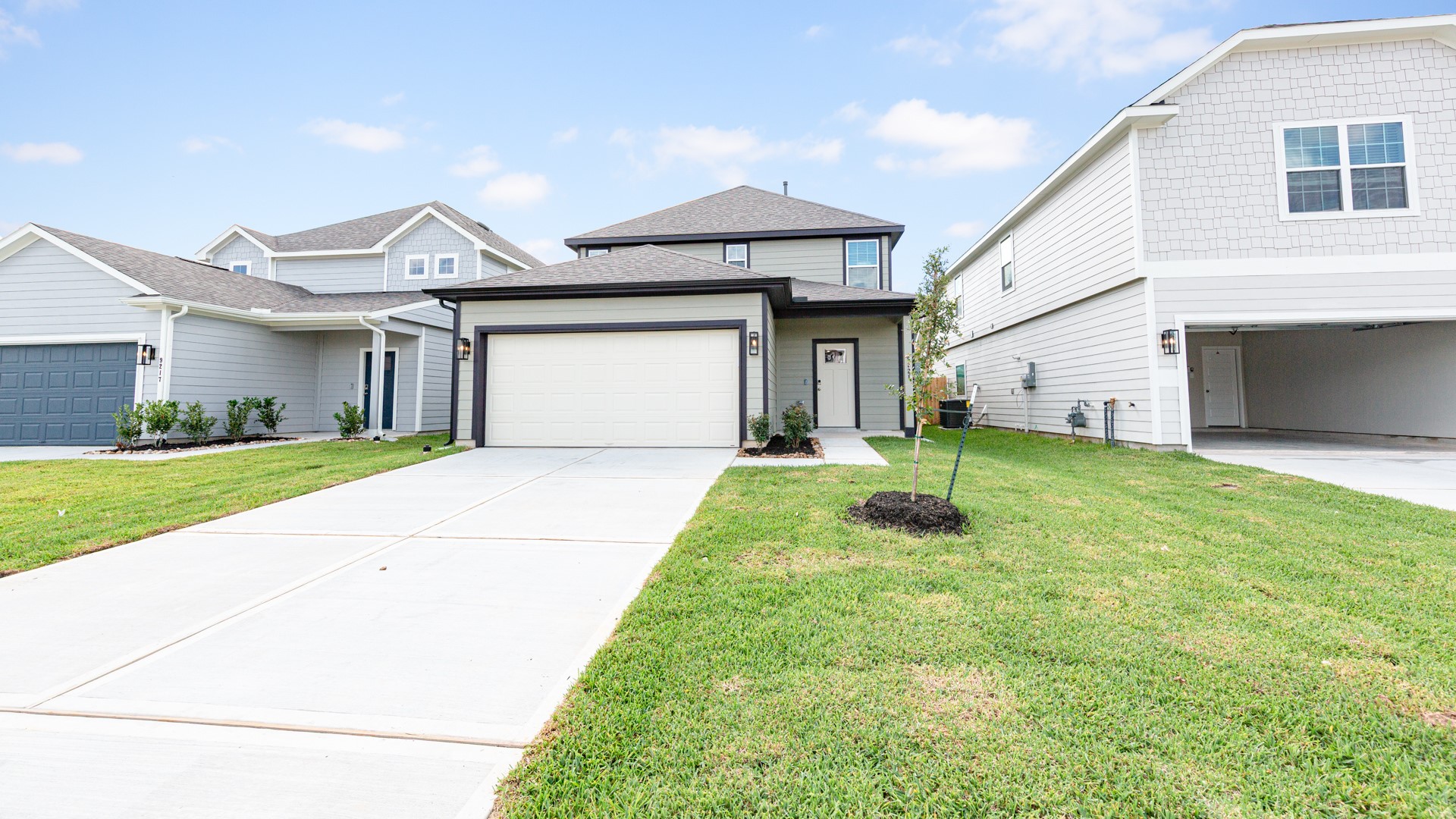 9221 Crestone Peak Drive, Willis, TX 77318