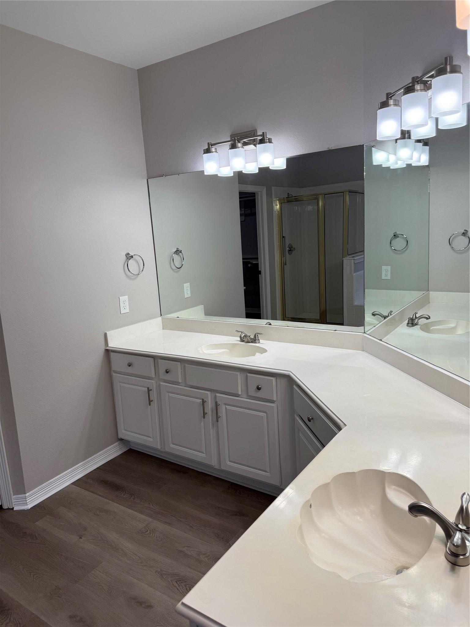 Dual vanities in Primary Bath