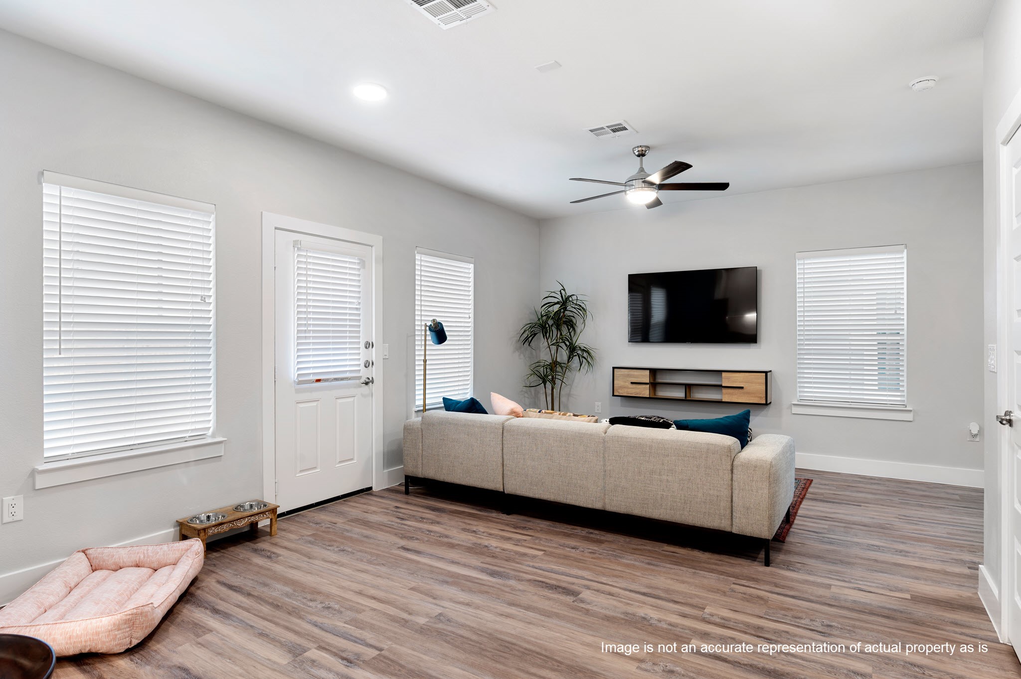 28325-301 Birnham Woods Drive, Spring, TX 77386
