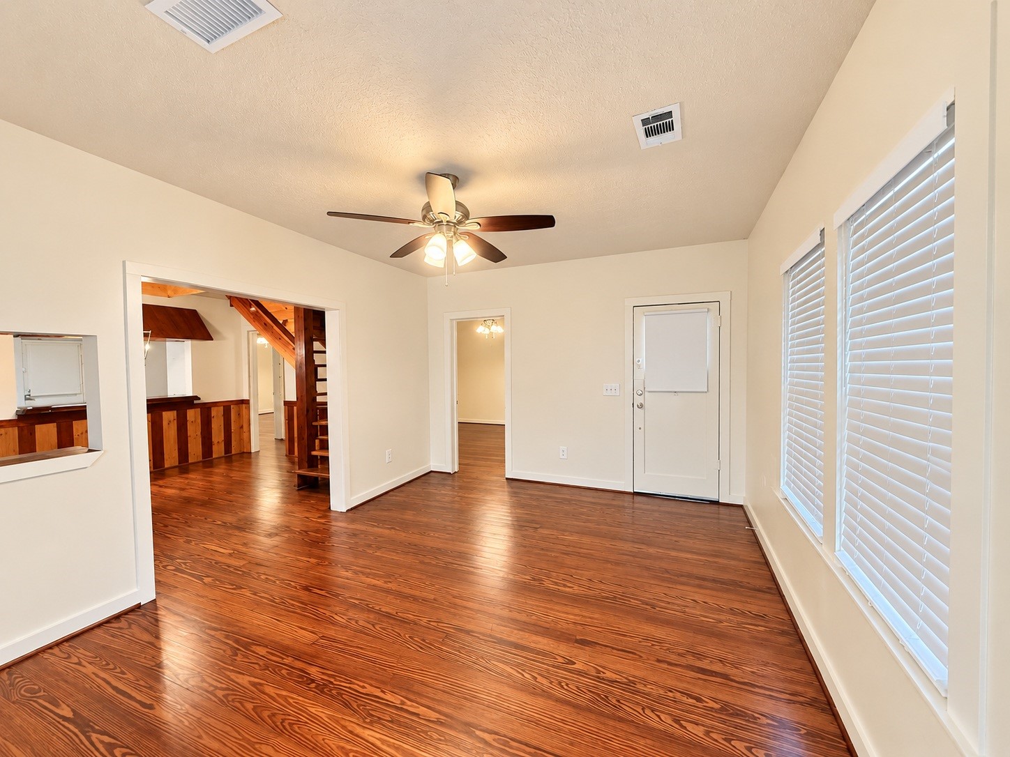 317 E Locust Street, Angleton, TX 77515 317 E Locust Street, Angleton, TX 77515