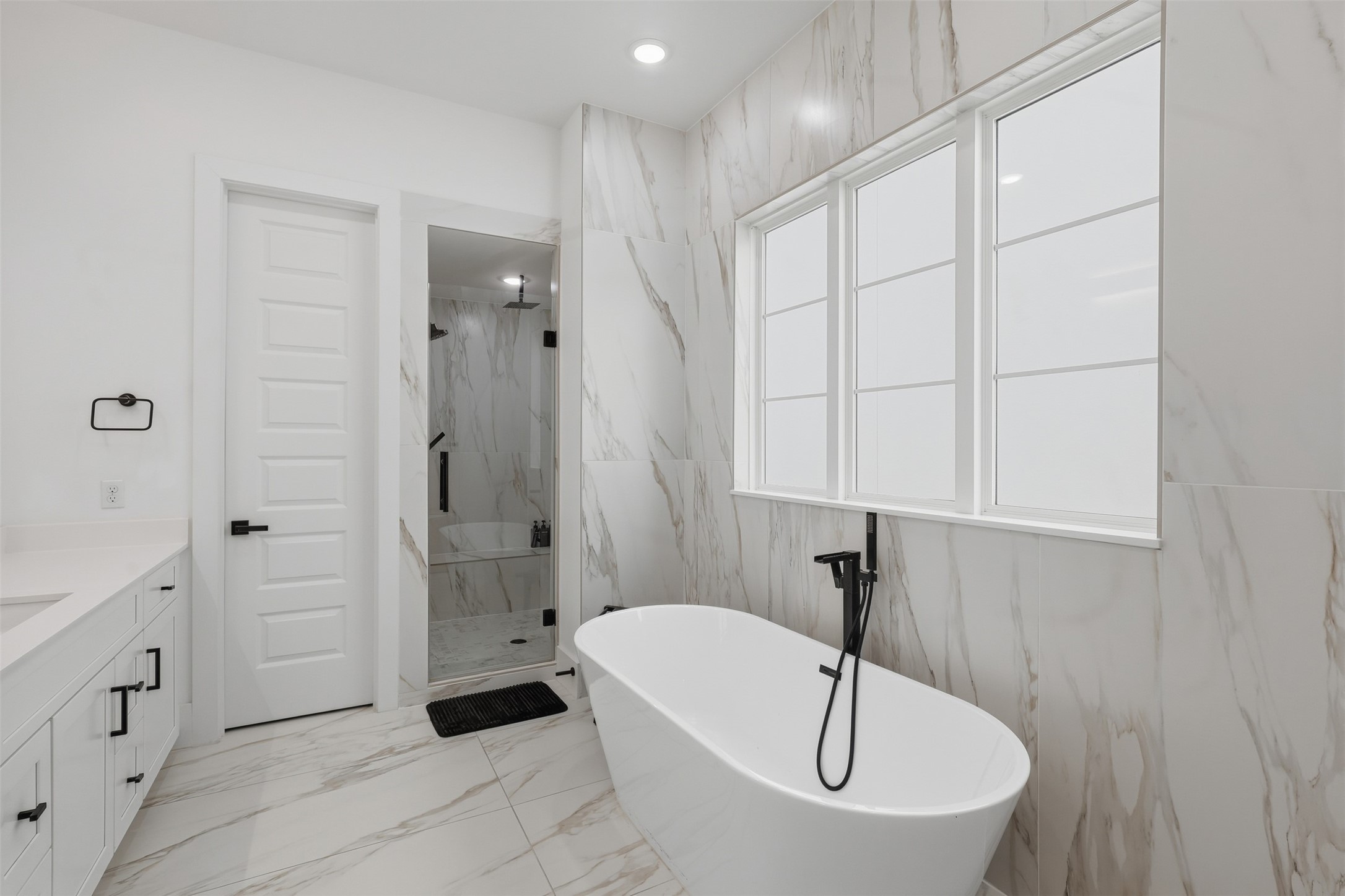 5704 Fairdale Lane, #B, Houston, TX 77057