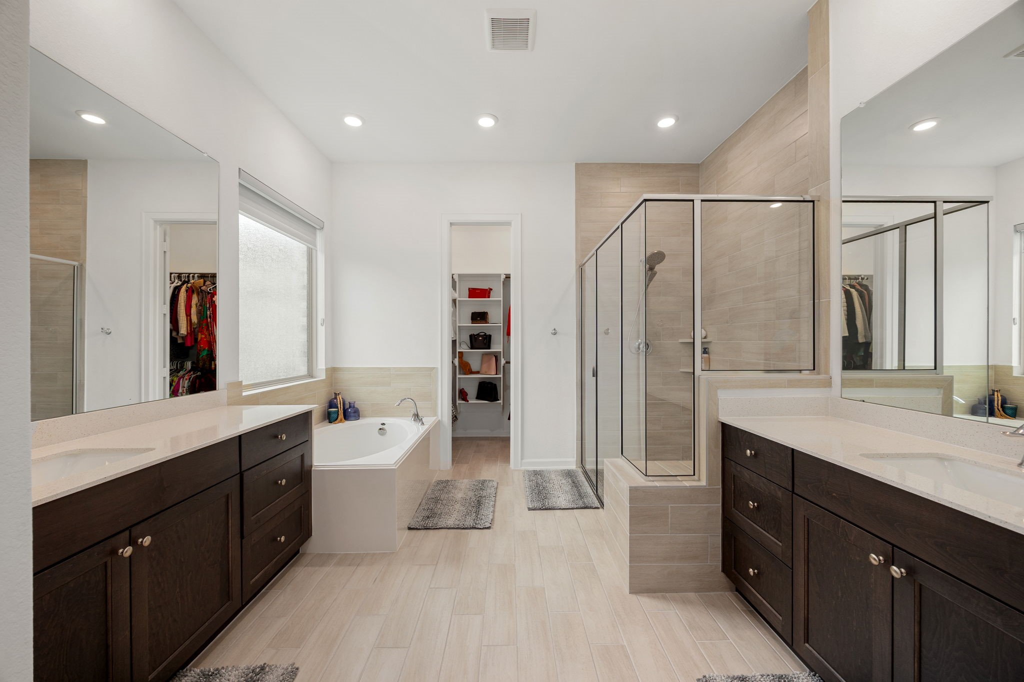 Primary ensuite bathroom