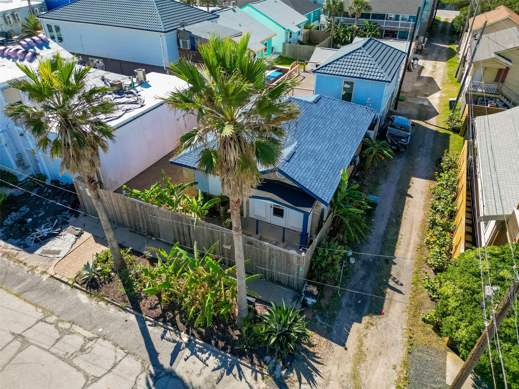 2415 31st Street, Galveston, TX 77550