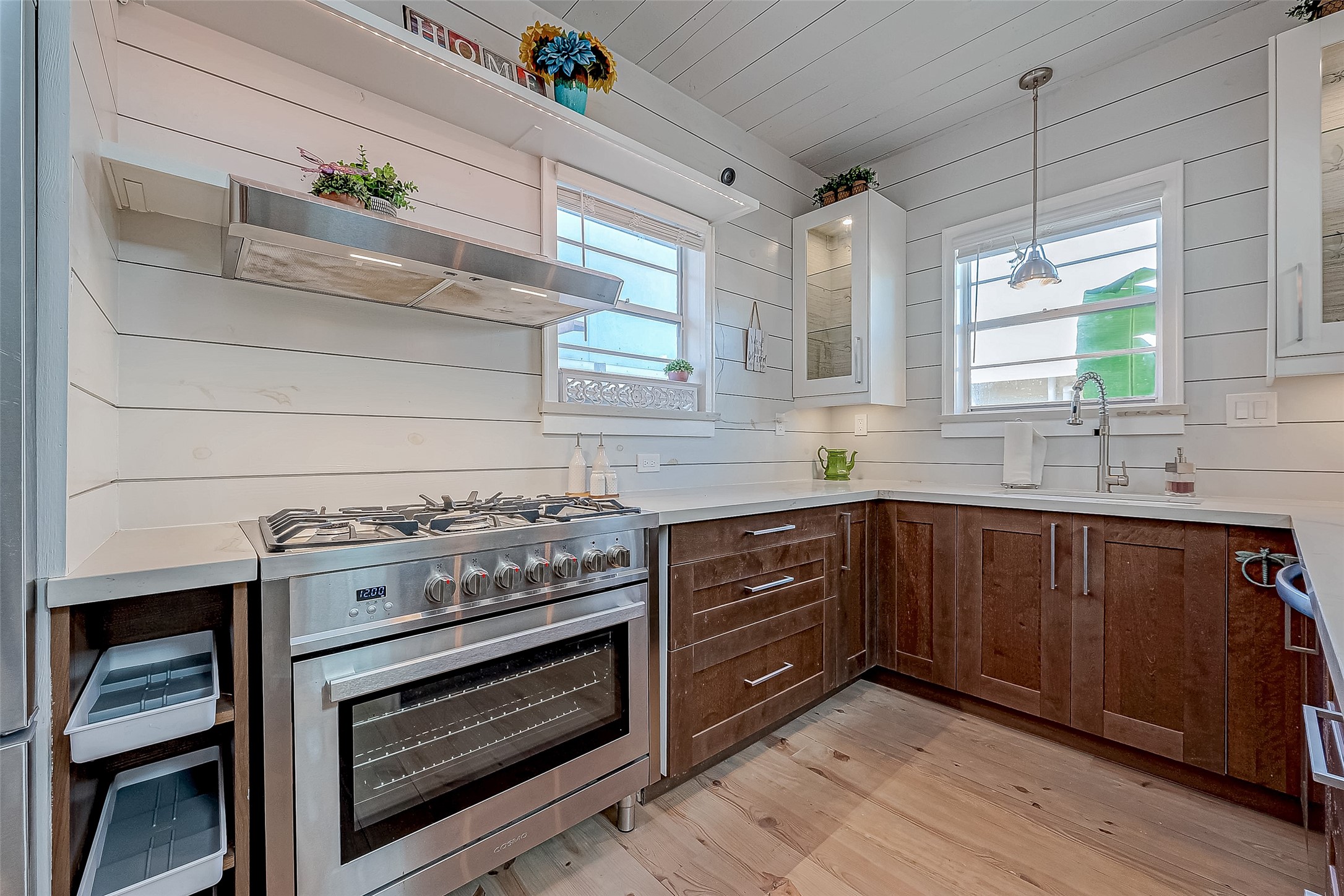 2415 31st Street, Galveston, TX 77550