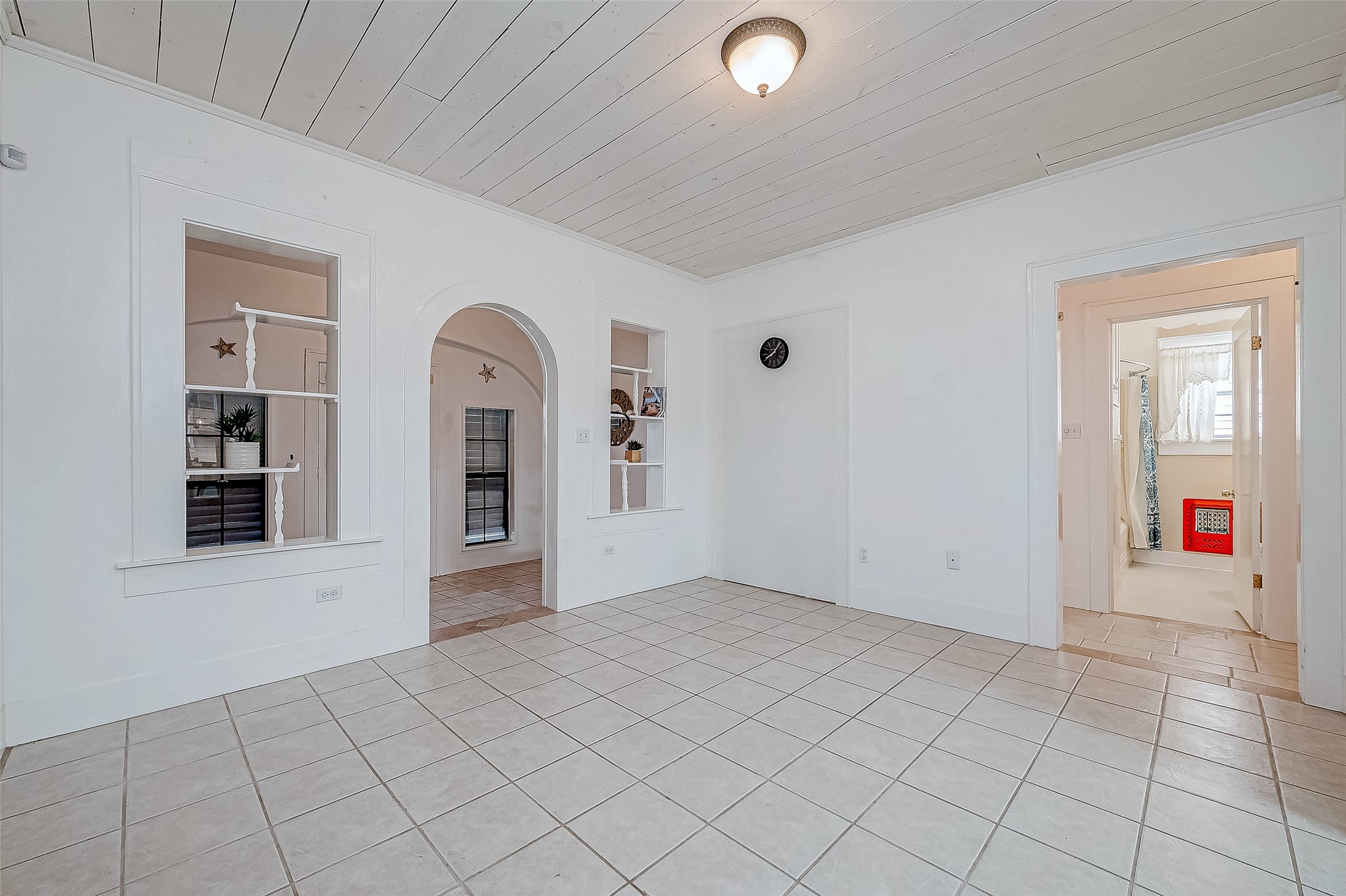 2415 31st Street, Galveston, TX 77550