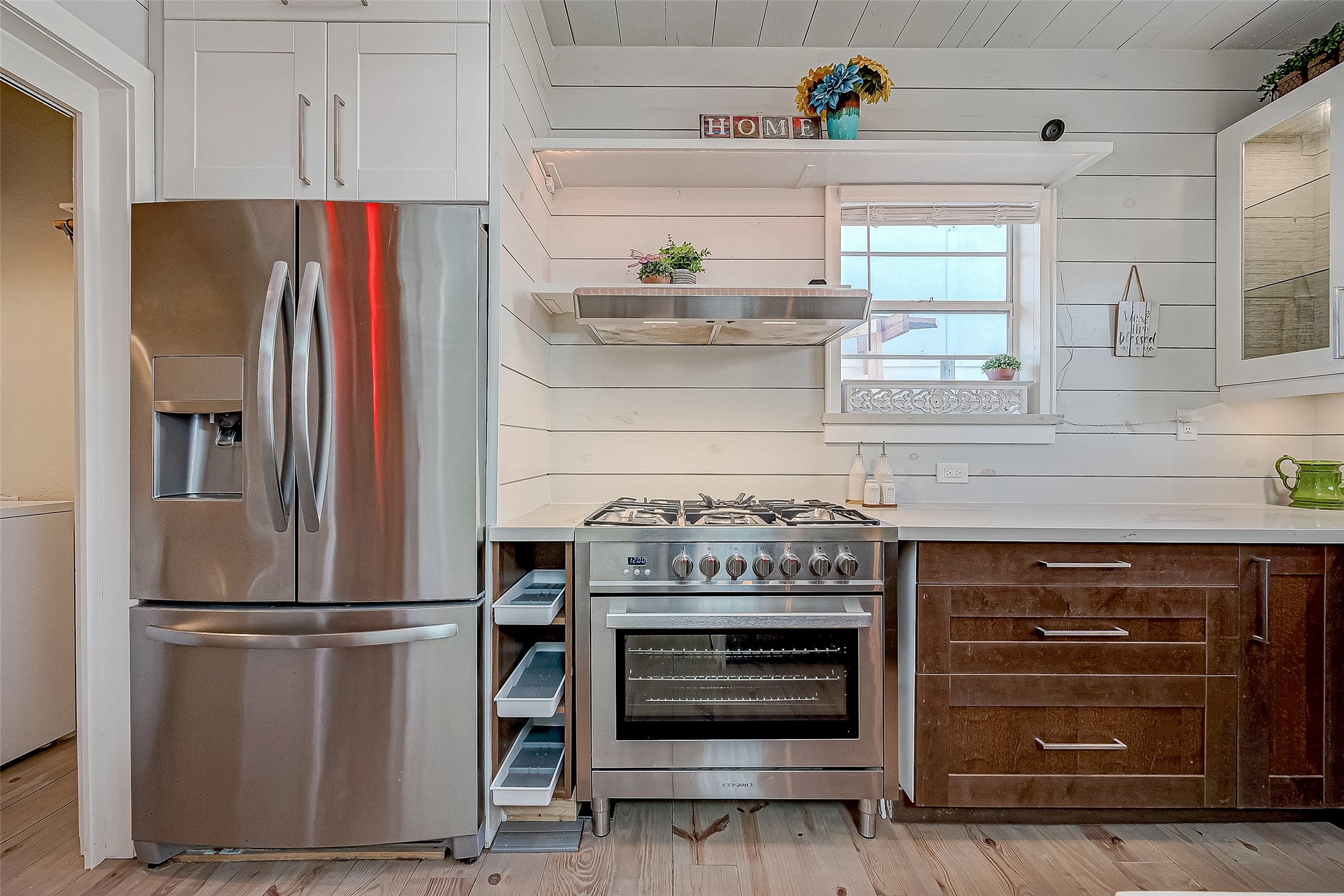 2415 31st Street, Galveston, TX 77550