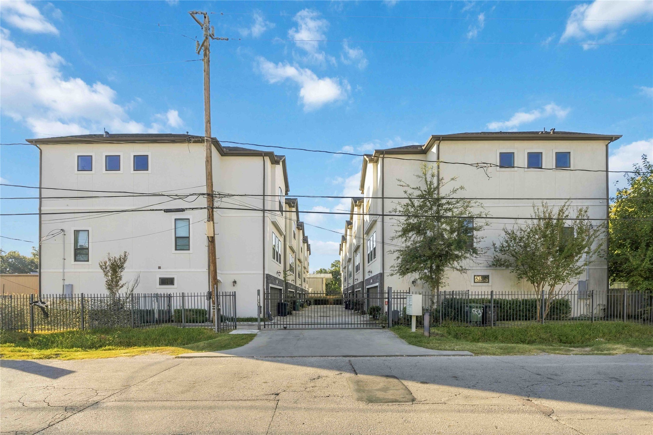 833 Wakefield Drive, #A, Houston, TX 77018