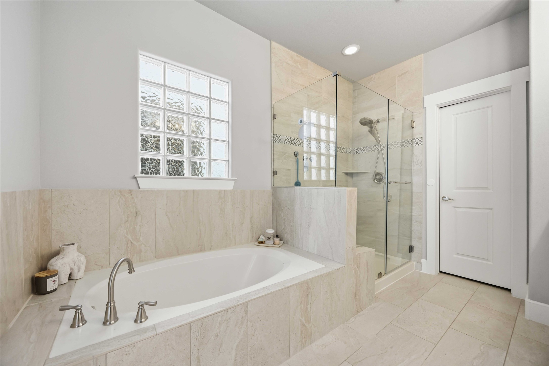 833 Wakefield Drive, #A, Houston, TX 77018