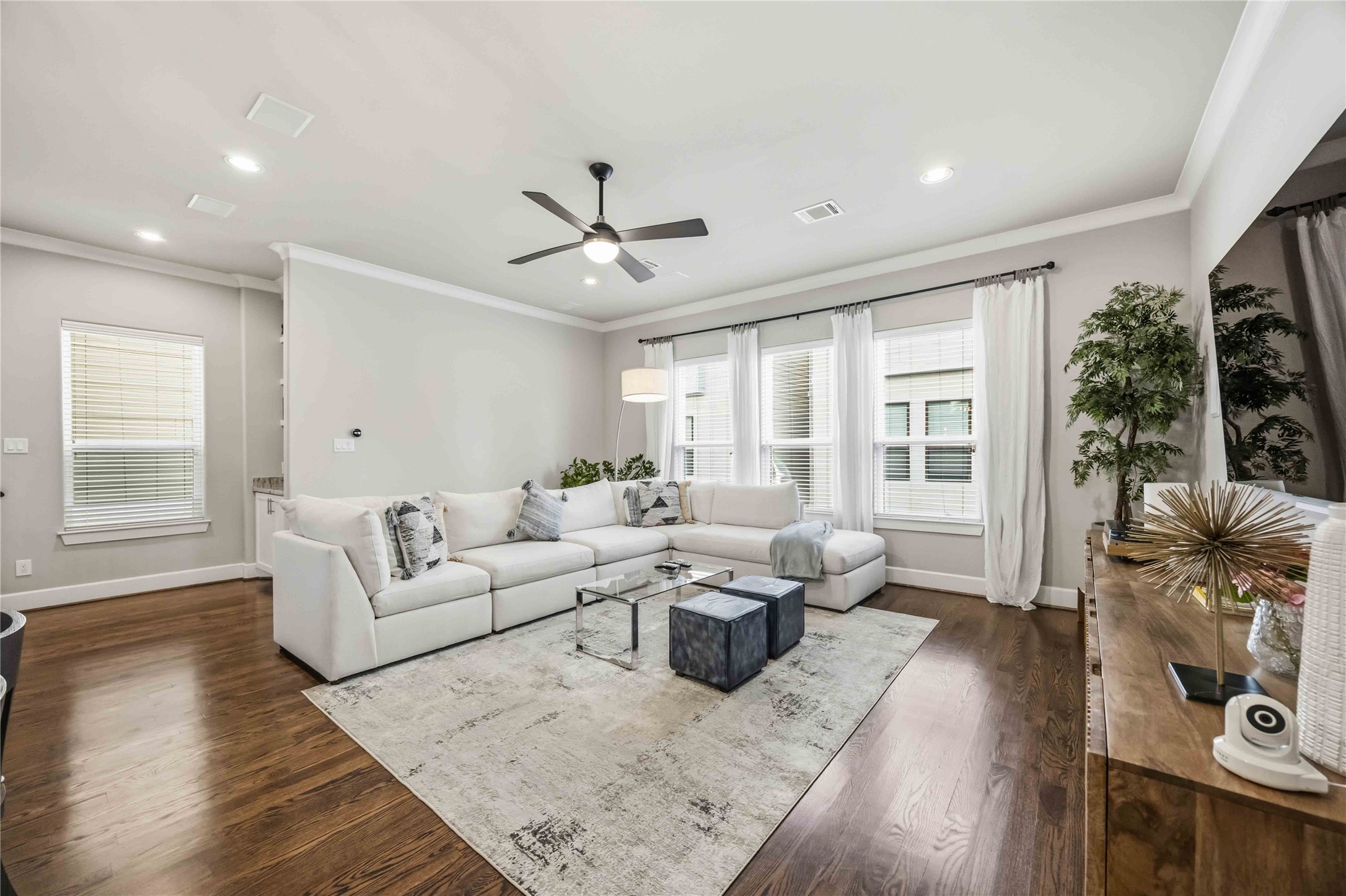 833 Wakefield Drive, #A, Houston, TX 77018