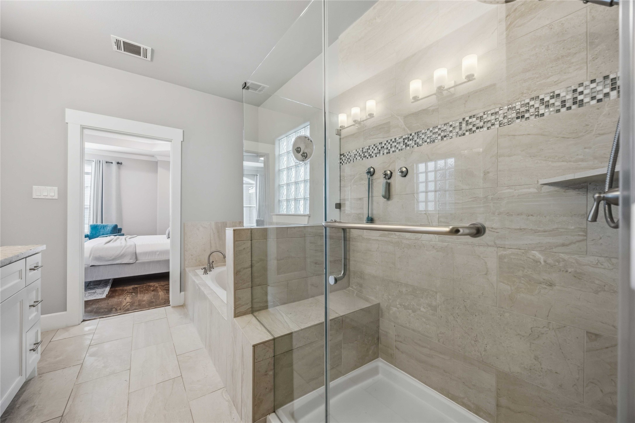 833 Wakefield Drive, #A, Houston, TX 77018