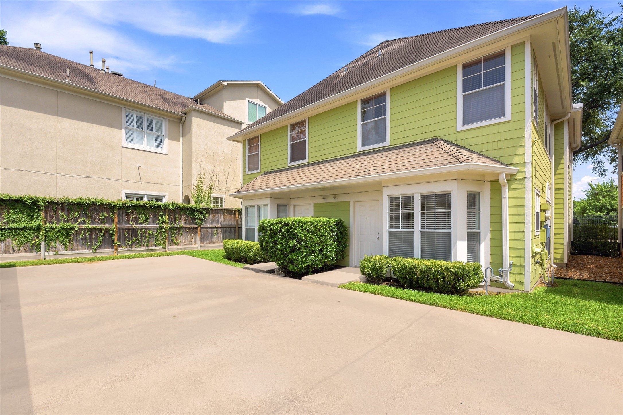 2409 North Boulevard, #B, Houston, TX 77098