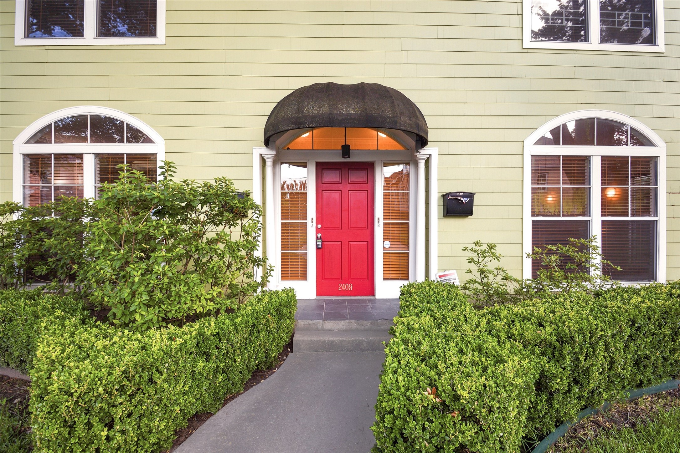 2409 North Boulevard, #B, Houston, TX 77098