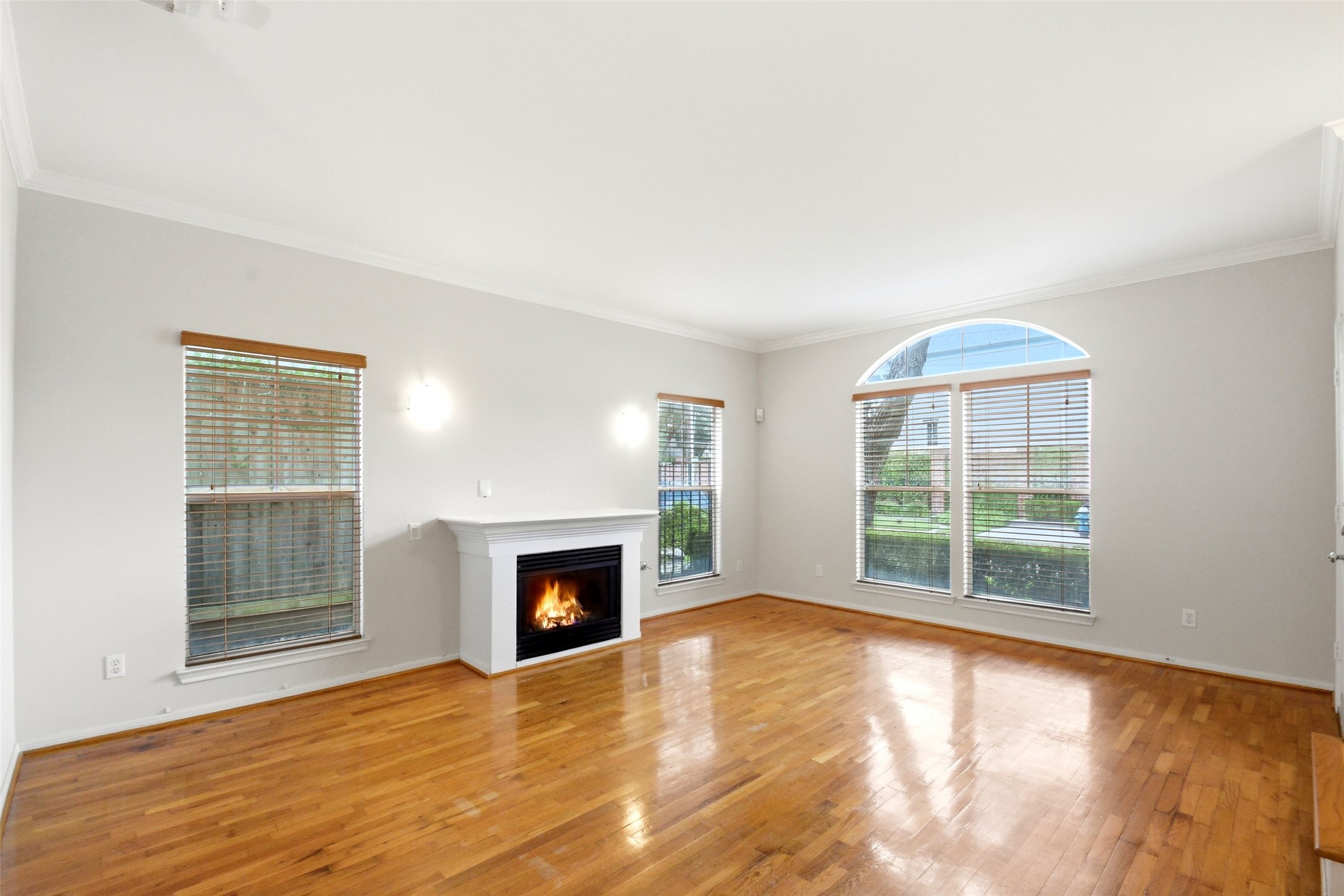 2409 North Boulevard, #B, Houston, TX 77098