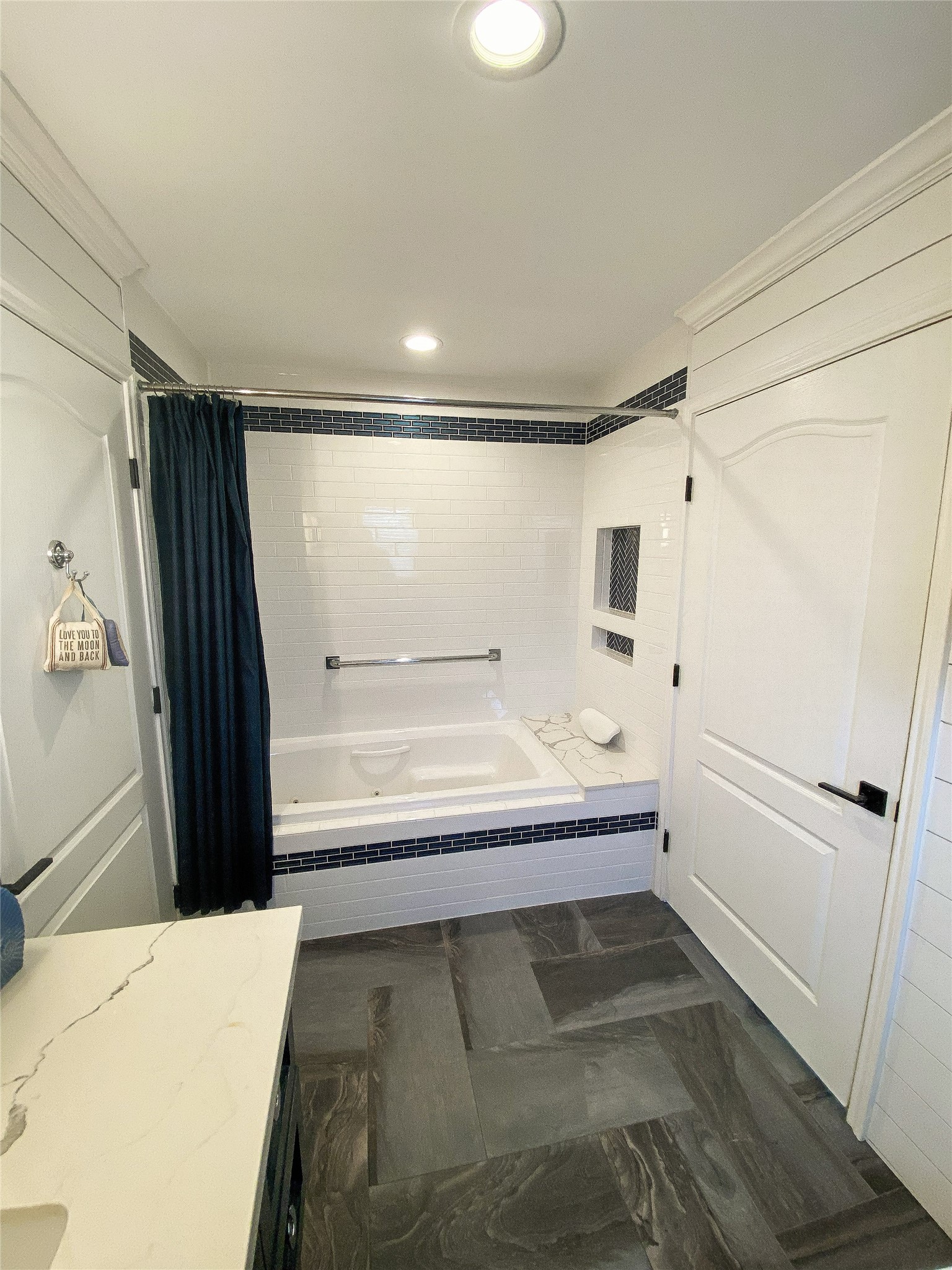 903 S Cove, Crystal Beach, TX 77650