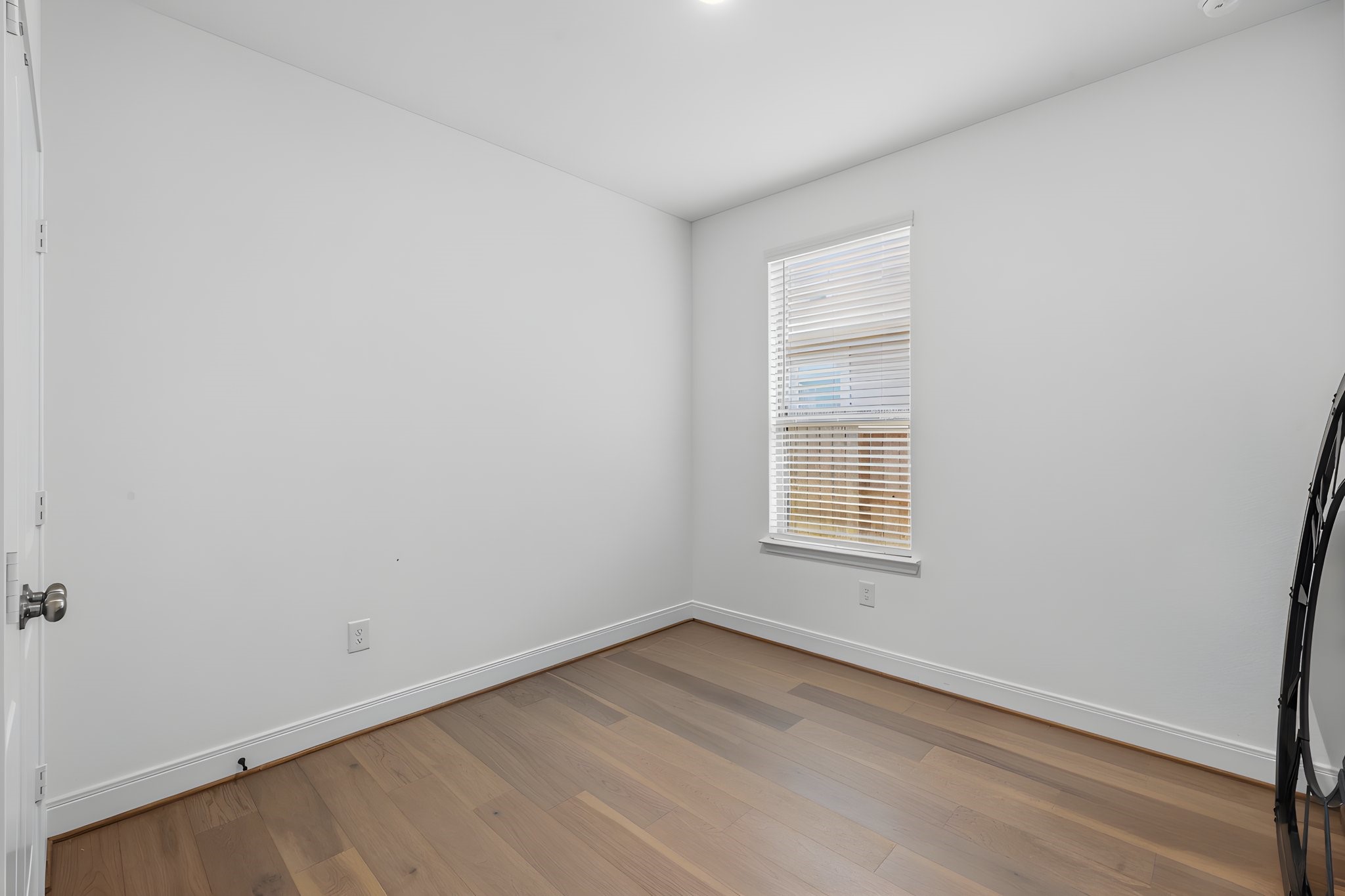 THIRD BEDROOM II