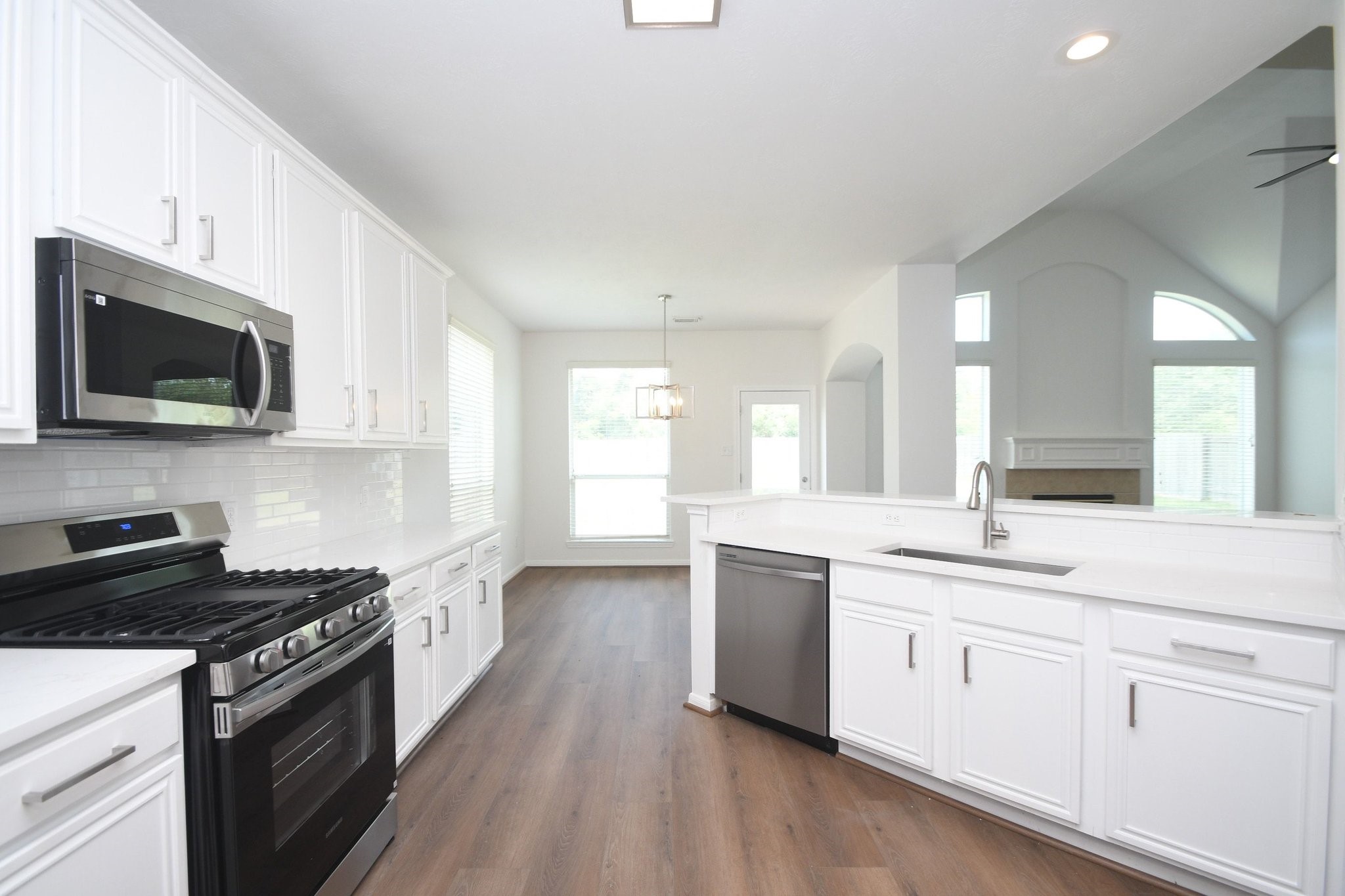 9111 Morningstar Drive, Sugar Land, TX 77479