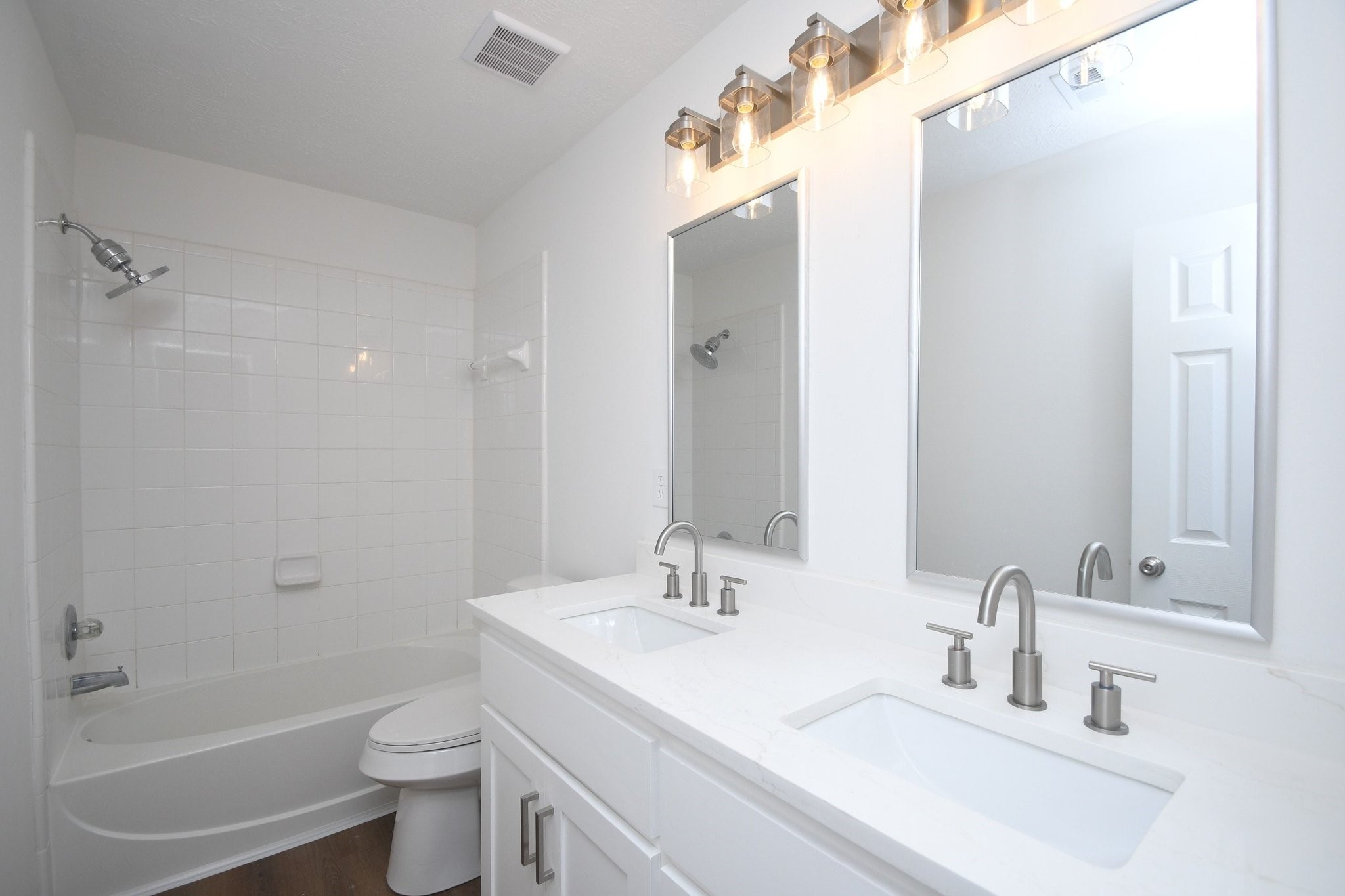 9111 Morningstar Drive, Sugar Land, TX 77479