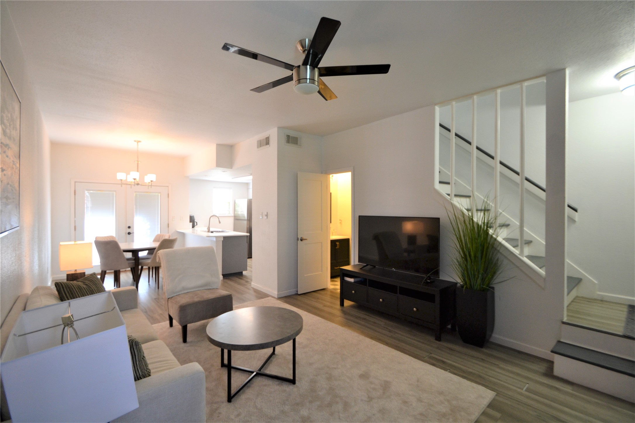 2626 NORTH BOULEVARD, #26, Houston, TX 77098