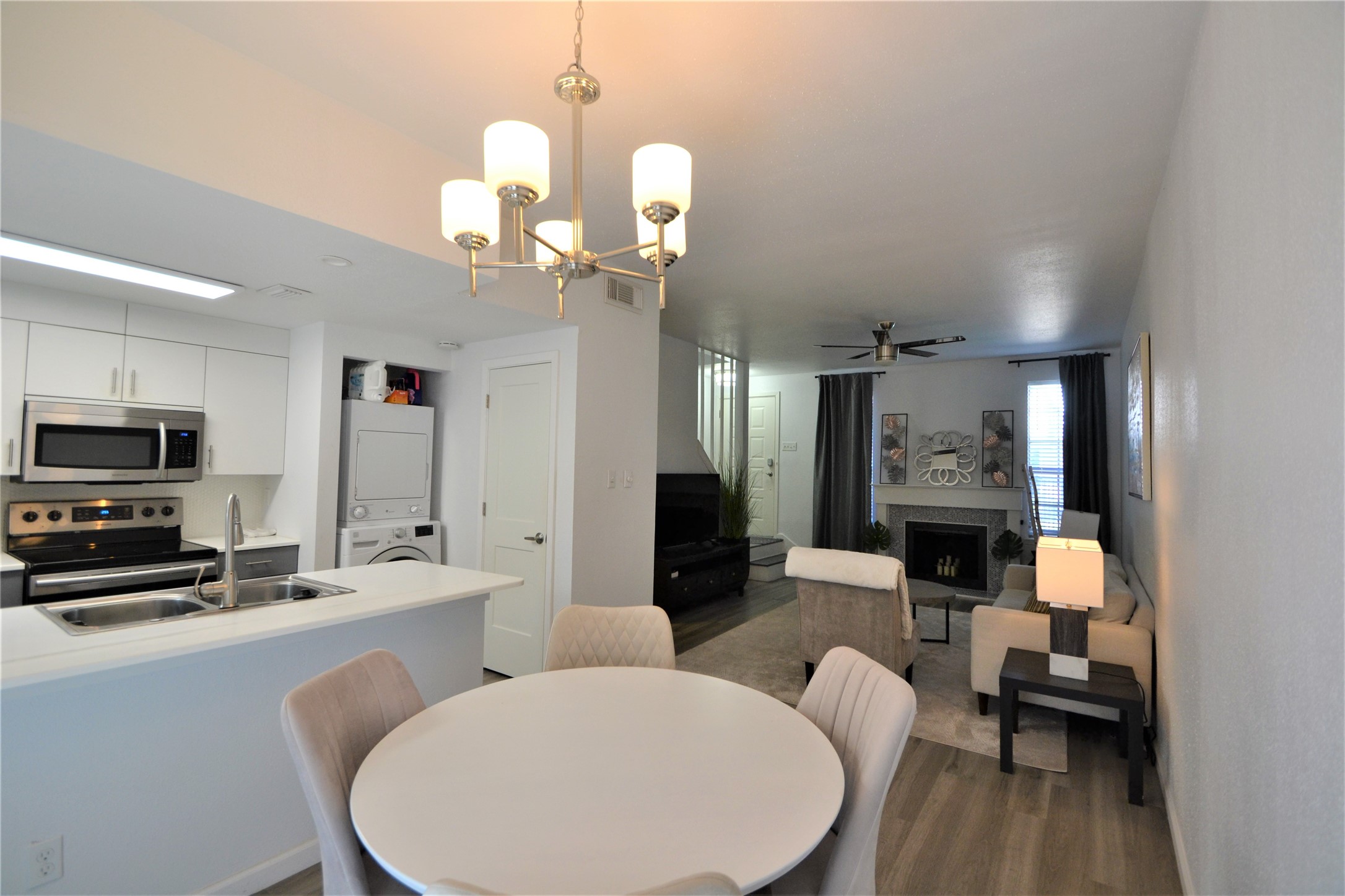 2626 NORTH BOULEVARD, #26, Houston, TX 77098
