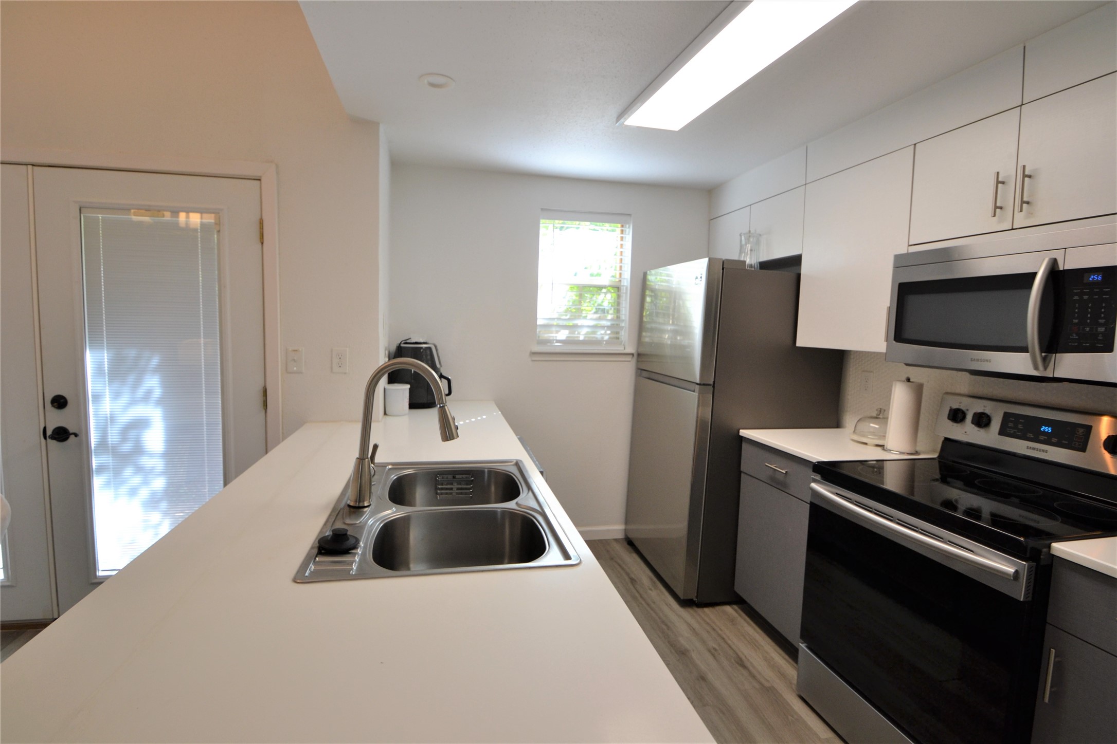 2626 NORTH BOULEVARD, #26, Houston, TX 77098