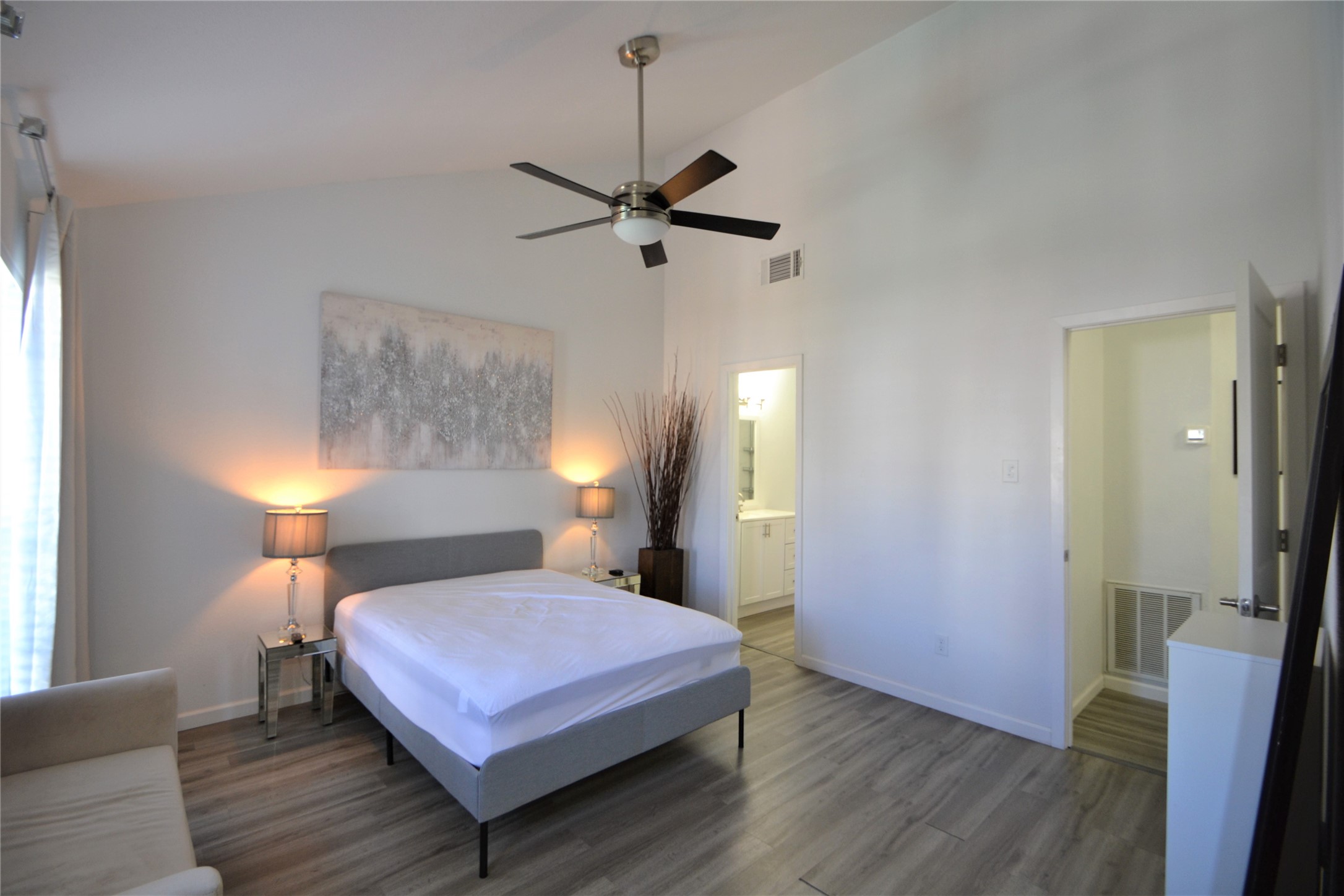 2626 NORTH BOULEVARD, #26, Houston, TX 77098