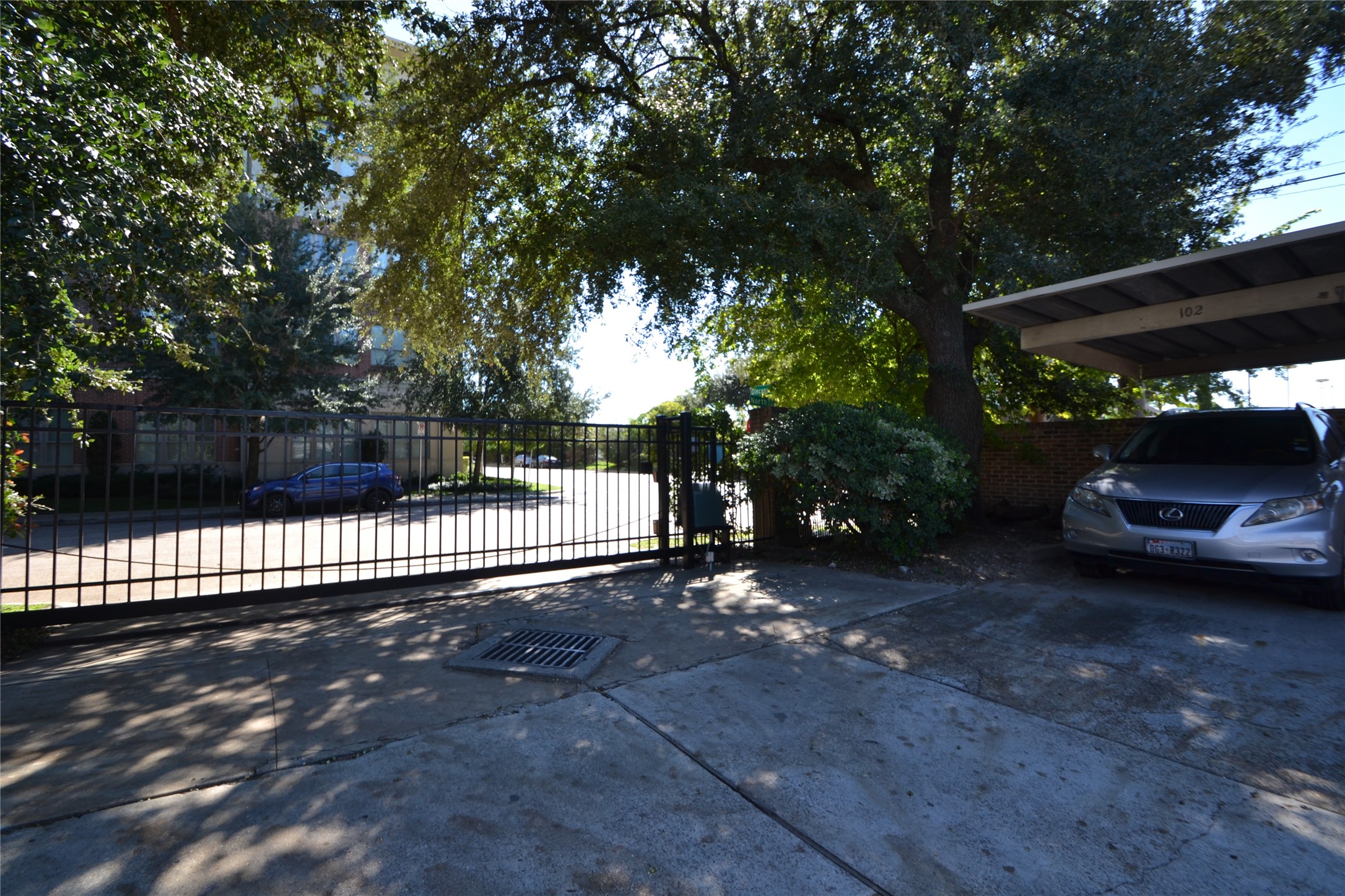 2626 NORTH BOULEVARD, #26, Houston, TX 77098