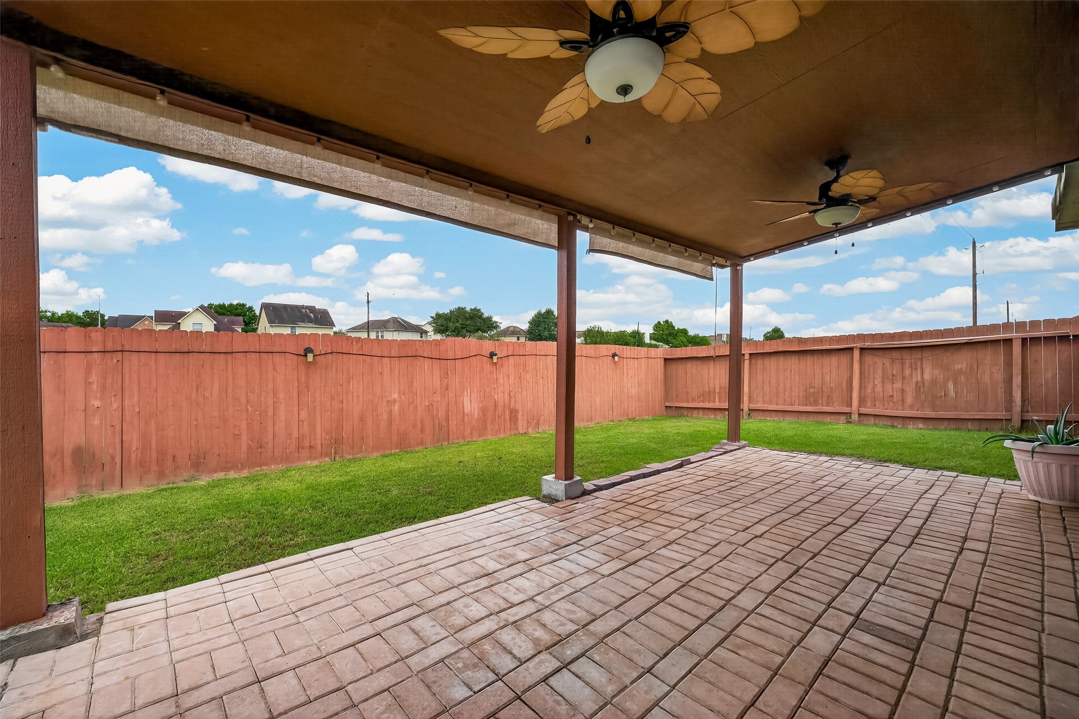 2734 Summer Lane, Missouri City, TX 77489