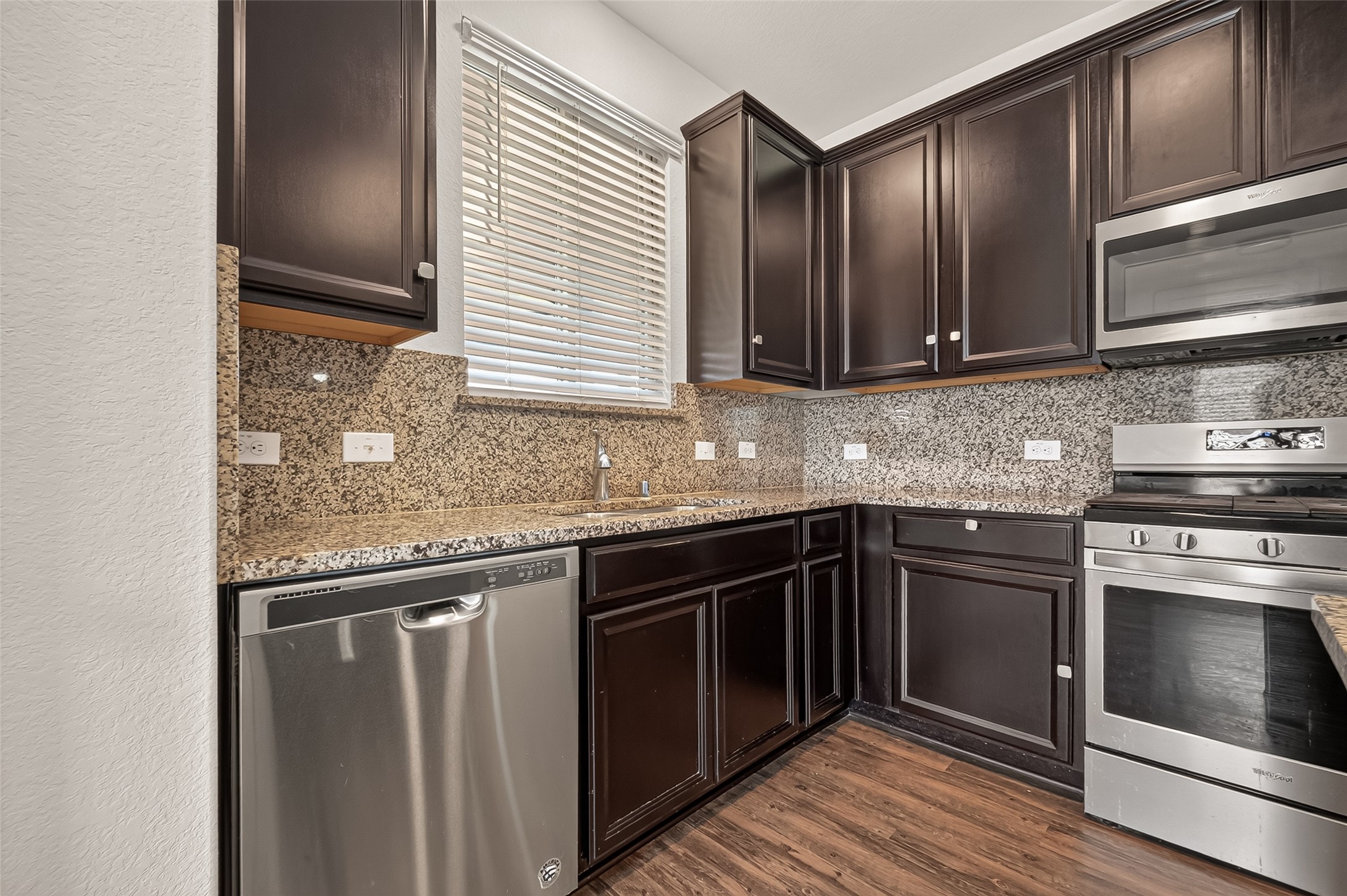 2734 Summer Lane, Missouri City, TX 77489
