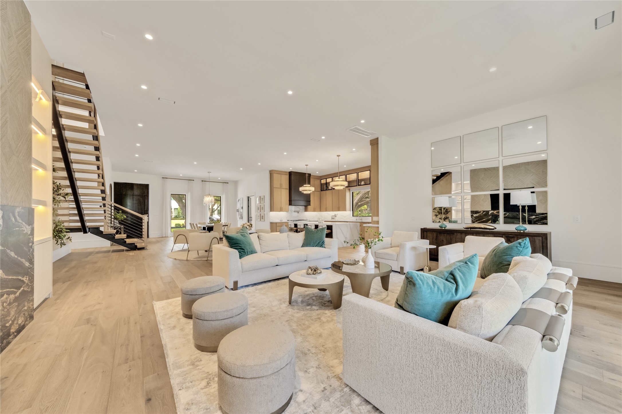 7546 Inwood Drive, Houston, TX 77063