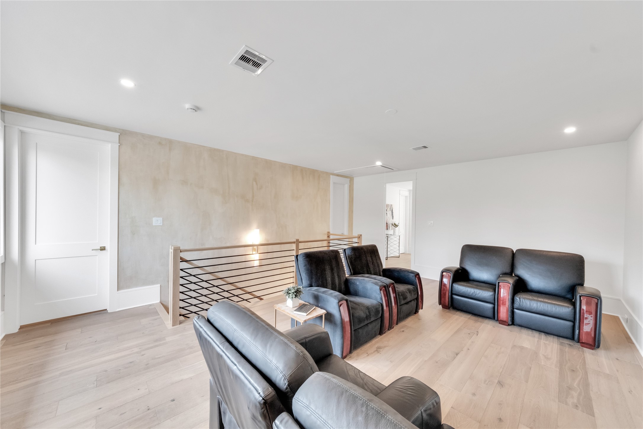 7546 Inwood Drive, Houston, TX 77063