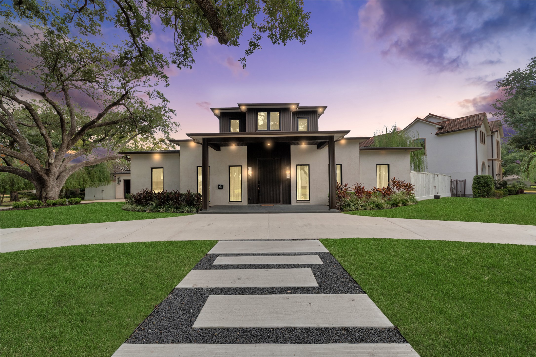 7546 Inwood Drive, Houston, TX 77063 7546 Inwood Drive, Houston, TX 77063