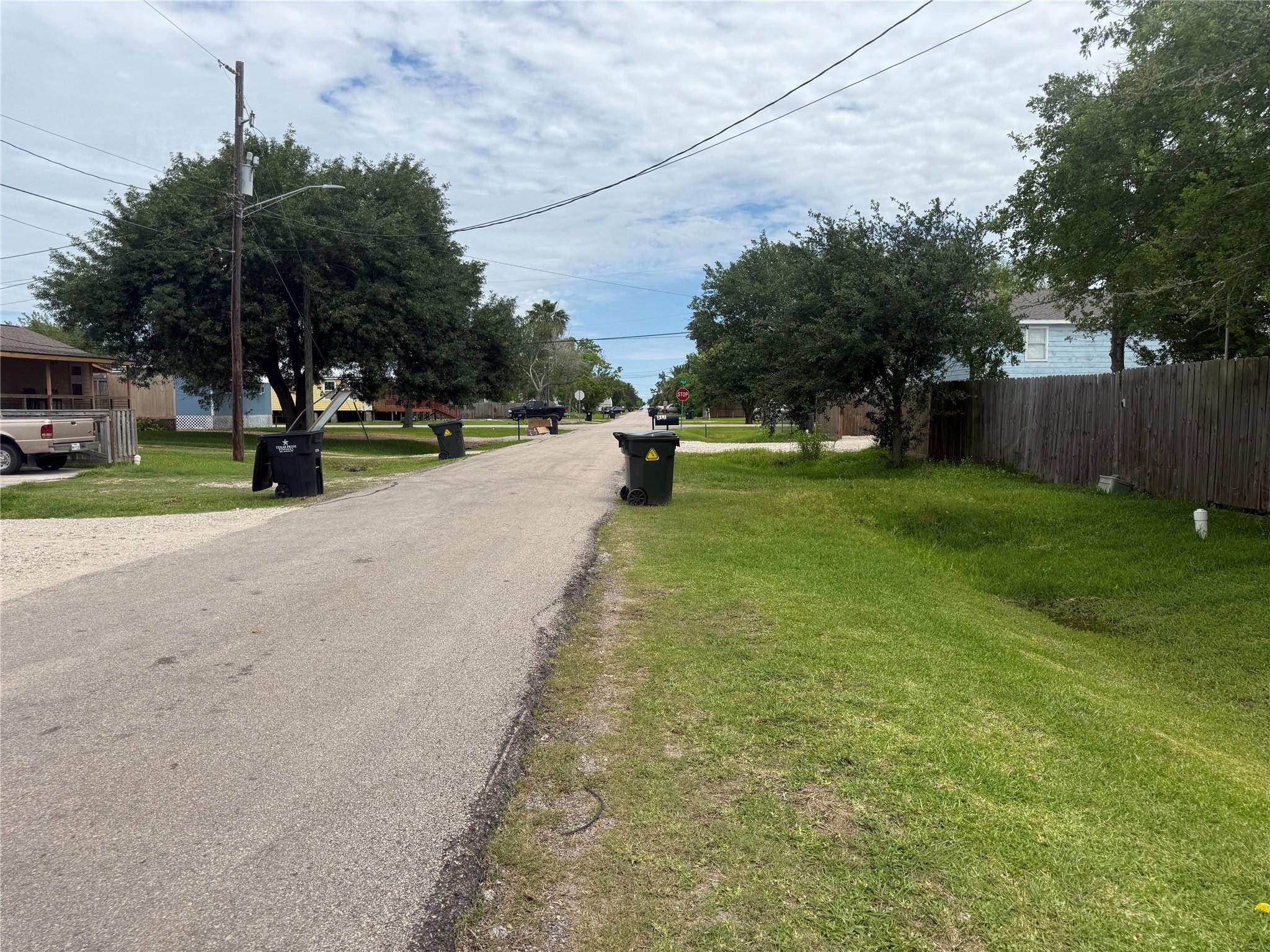 NA 8th, San Leon, TX 77539