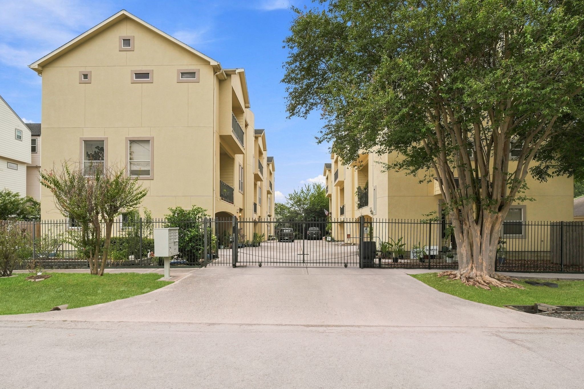 1333 W 21st Street, #B, Houston, TX 77008 1333 W 21st Street, #B, Houston, TX 77008