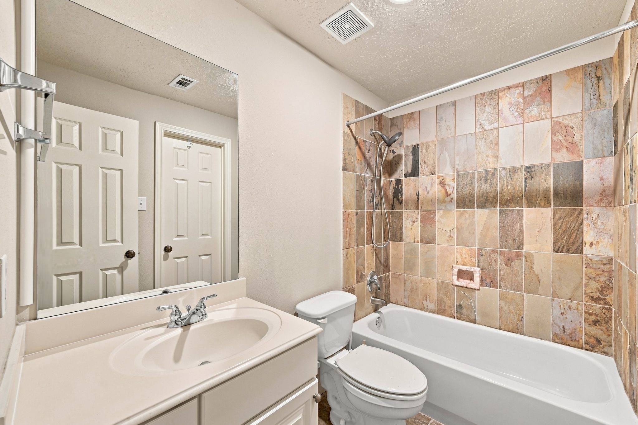 1333 W 21st Street, #B, Houston, TX 77008
