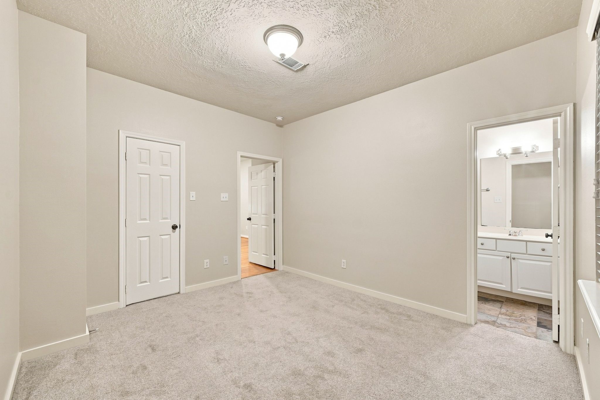 1333 W 21st Street, #B, Houston, TX 77008