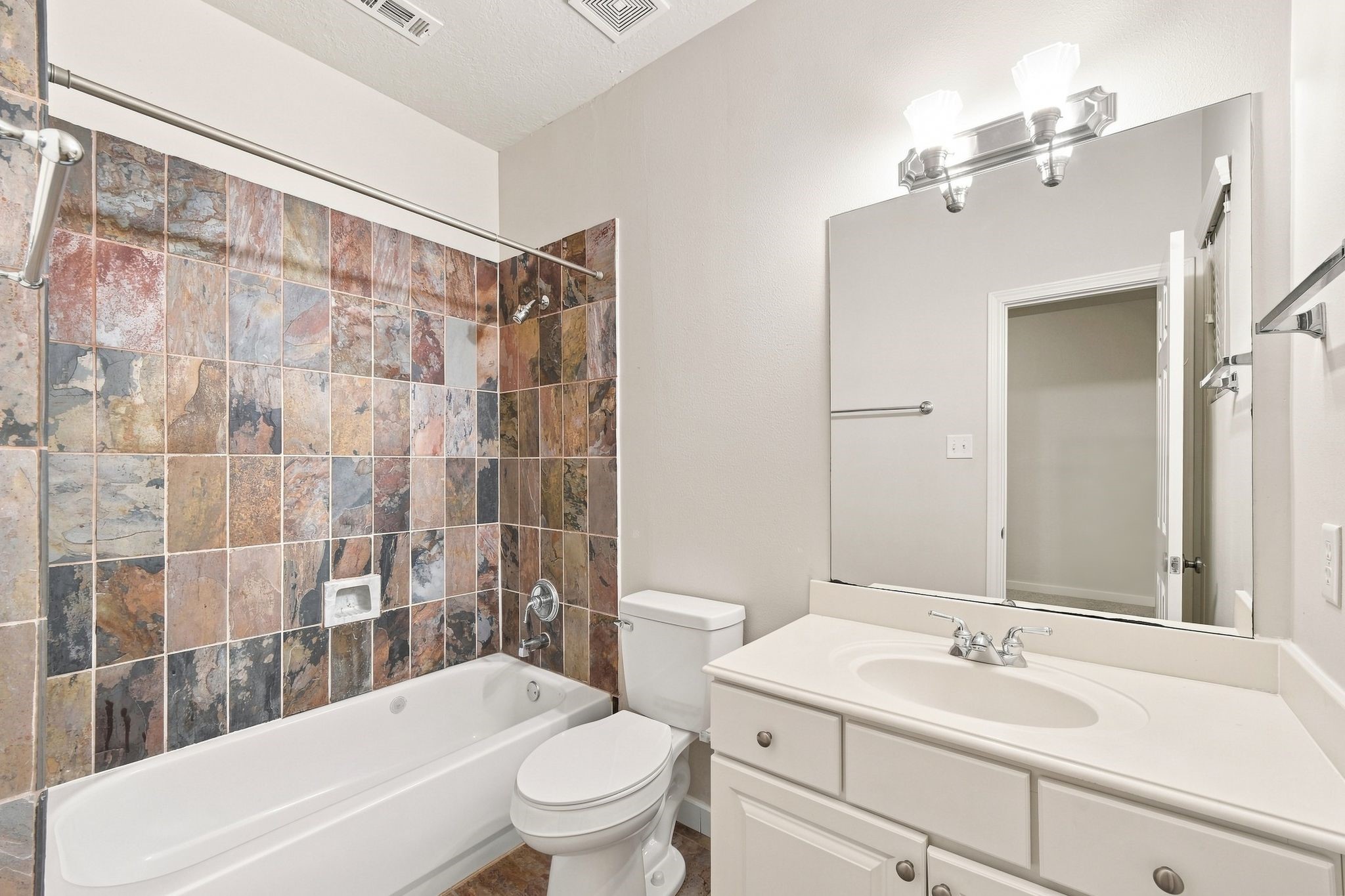 1333 W 21st Street, #B, Houston, TX 77008