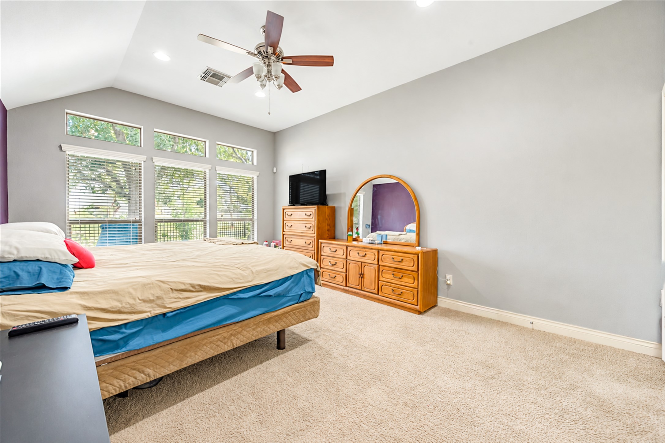 13401 Highland Lake Lane, Pearland, TX 77584