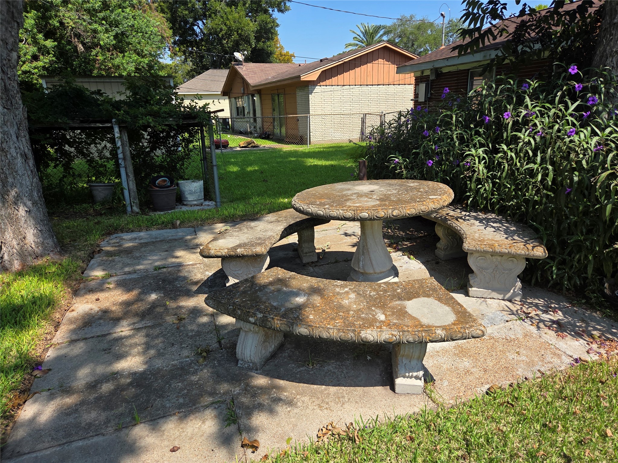 322 Elaine Street, La Marque, TX 77568