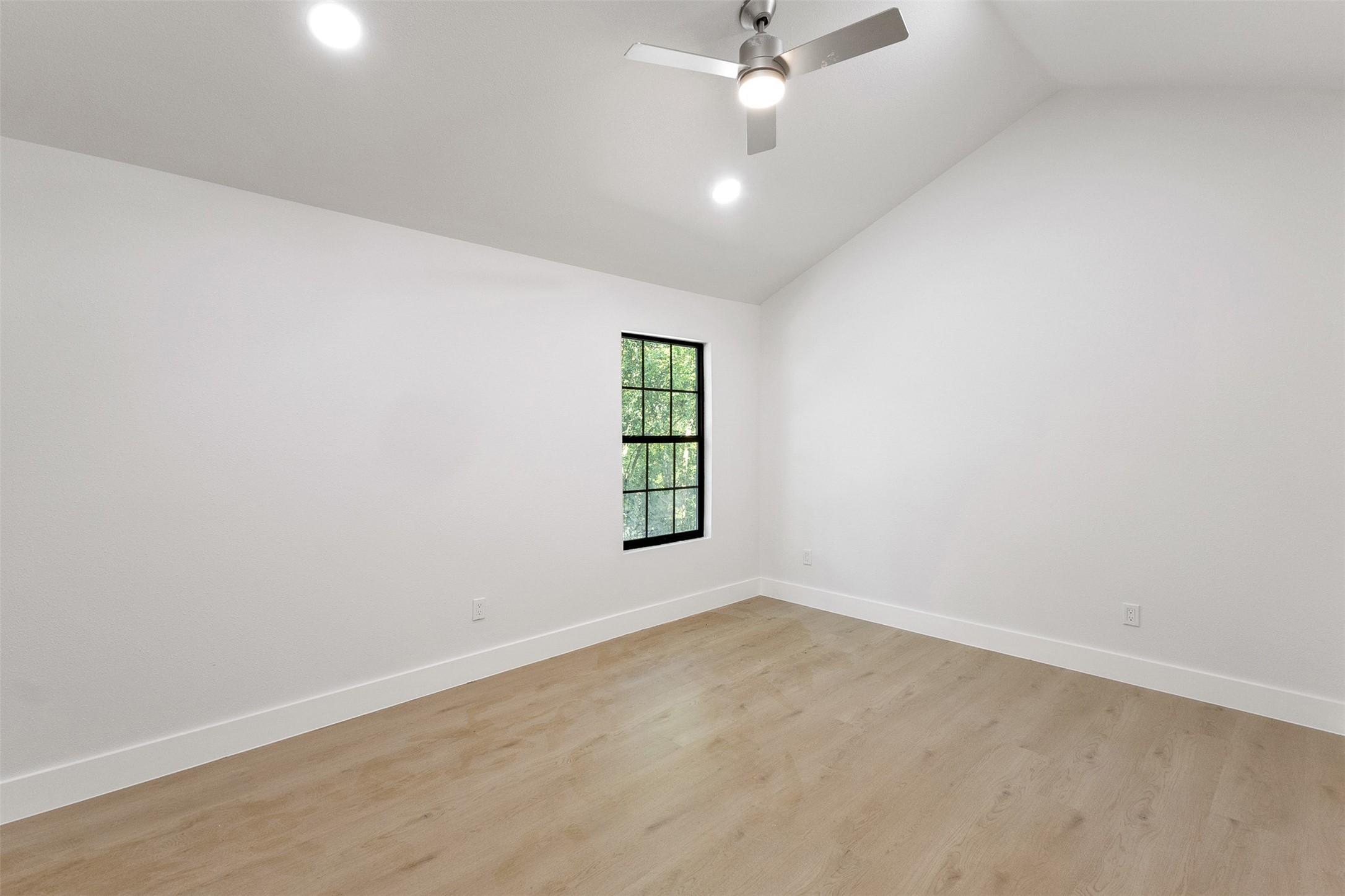 107 Beaver Tail Point, Houston, TX 77024