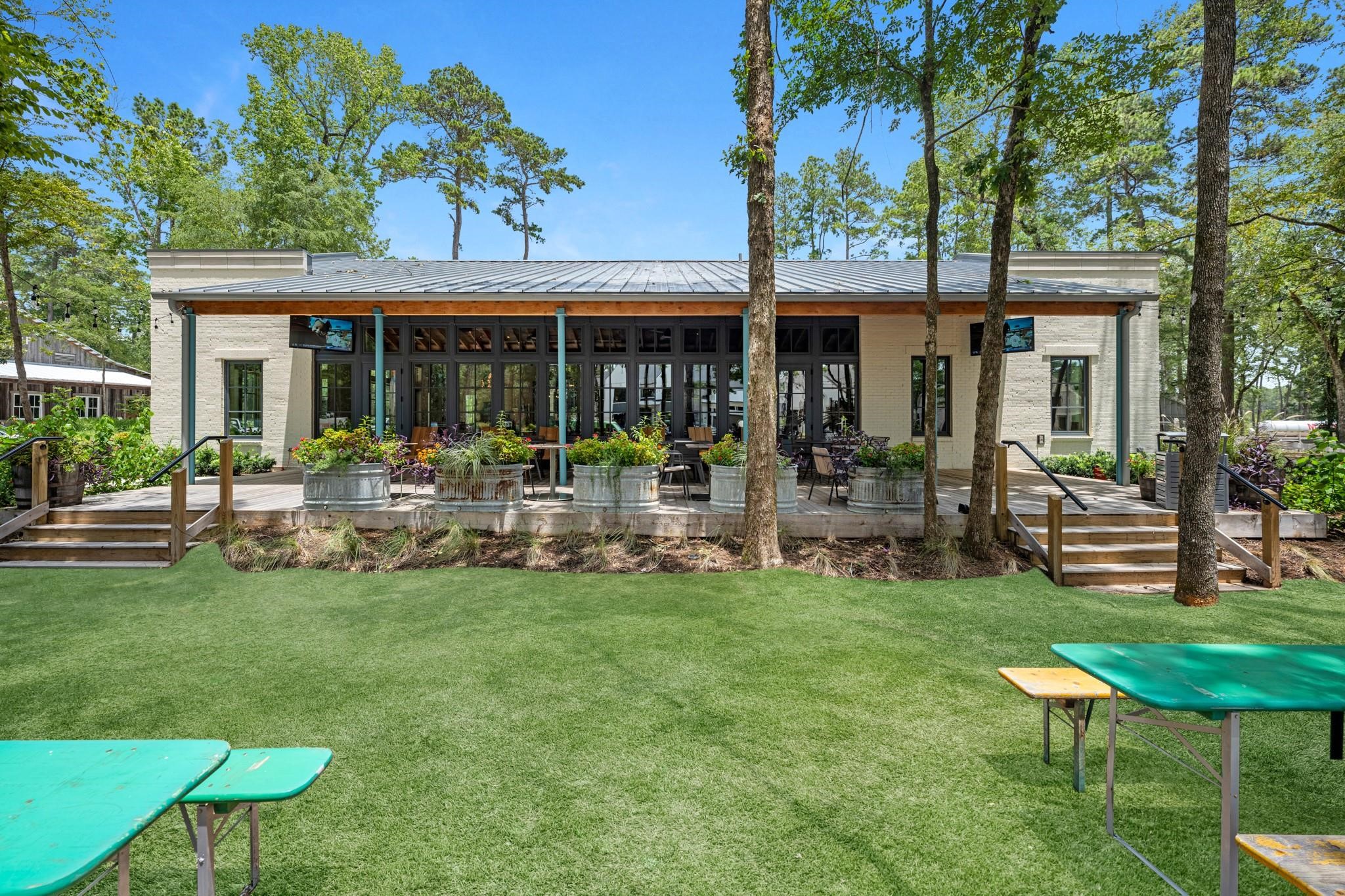 9158 Grand Jubilee Drive, Montgomery, TX 77316