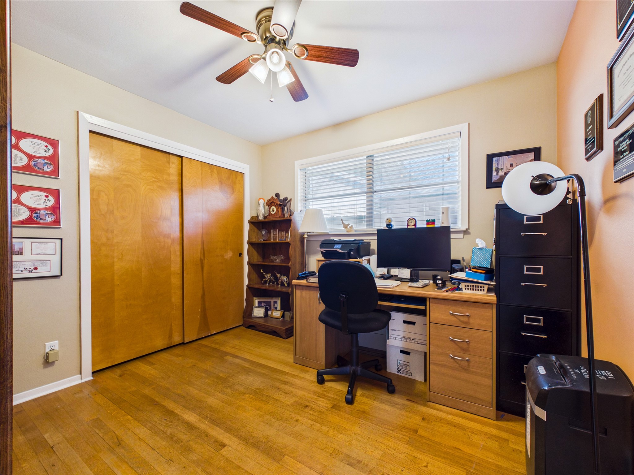 858 Shawnee Street, Houston, TX 77034