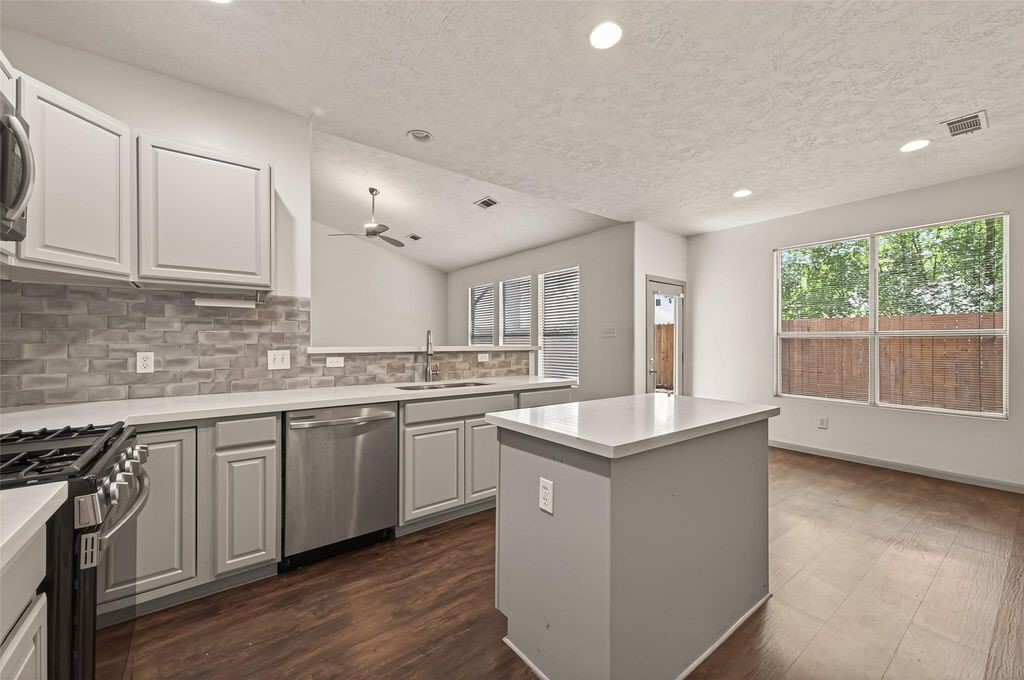 6606 Belmont Bend, Katy, TX 77450